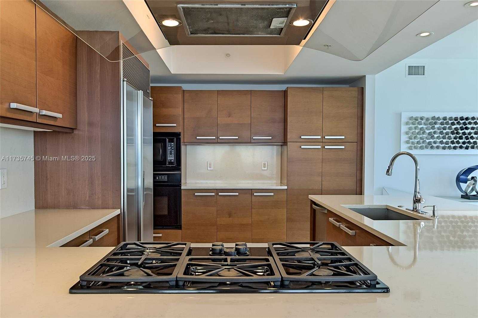 Small Image of 3535 SOUTH OCEAN DR #2002, Hollywood Number 21