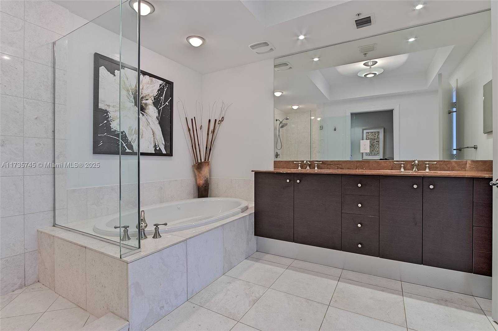Small Image of 3535 SOUTH OCEAN DR #2002, Hollywood Number 31