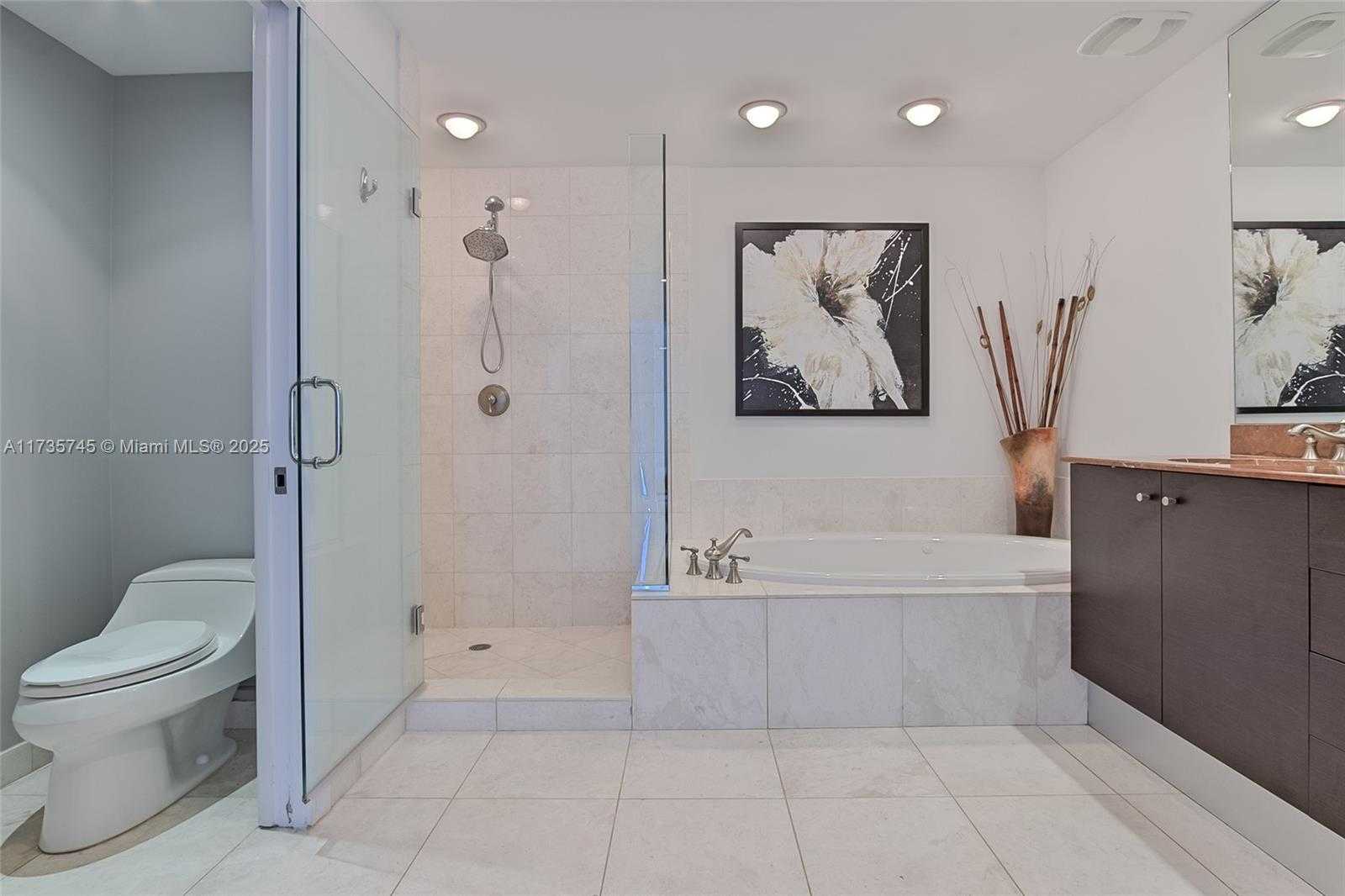 Small Image of 3535 SOUTH OCEAN DR #2002, Hollywood Number 32