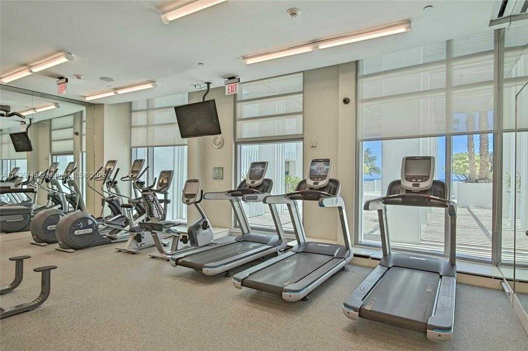 Small Image of 3535 SOUTH OCEAN DR #2002, Hollywood Number 48