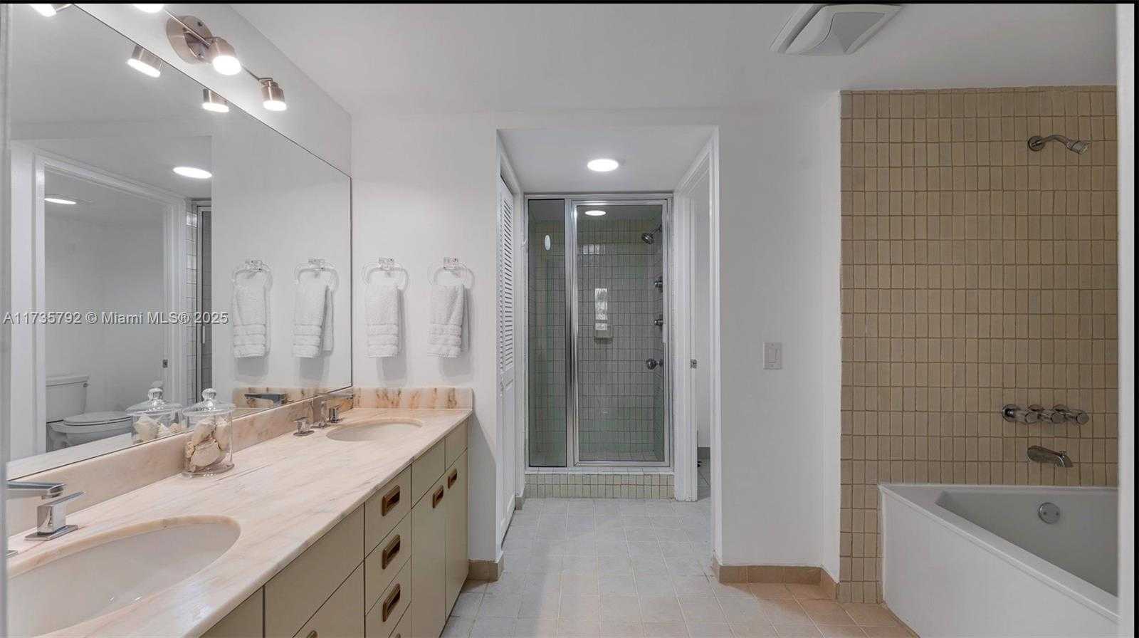 Small Image of 101 CRANDON BLVD #279, Key Biscayne Number 13