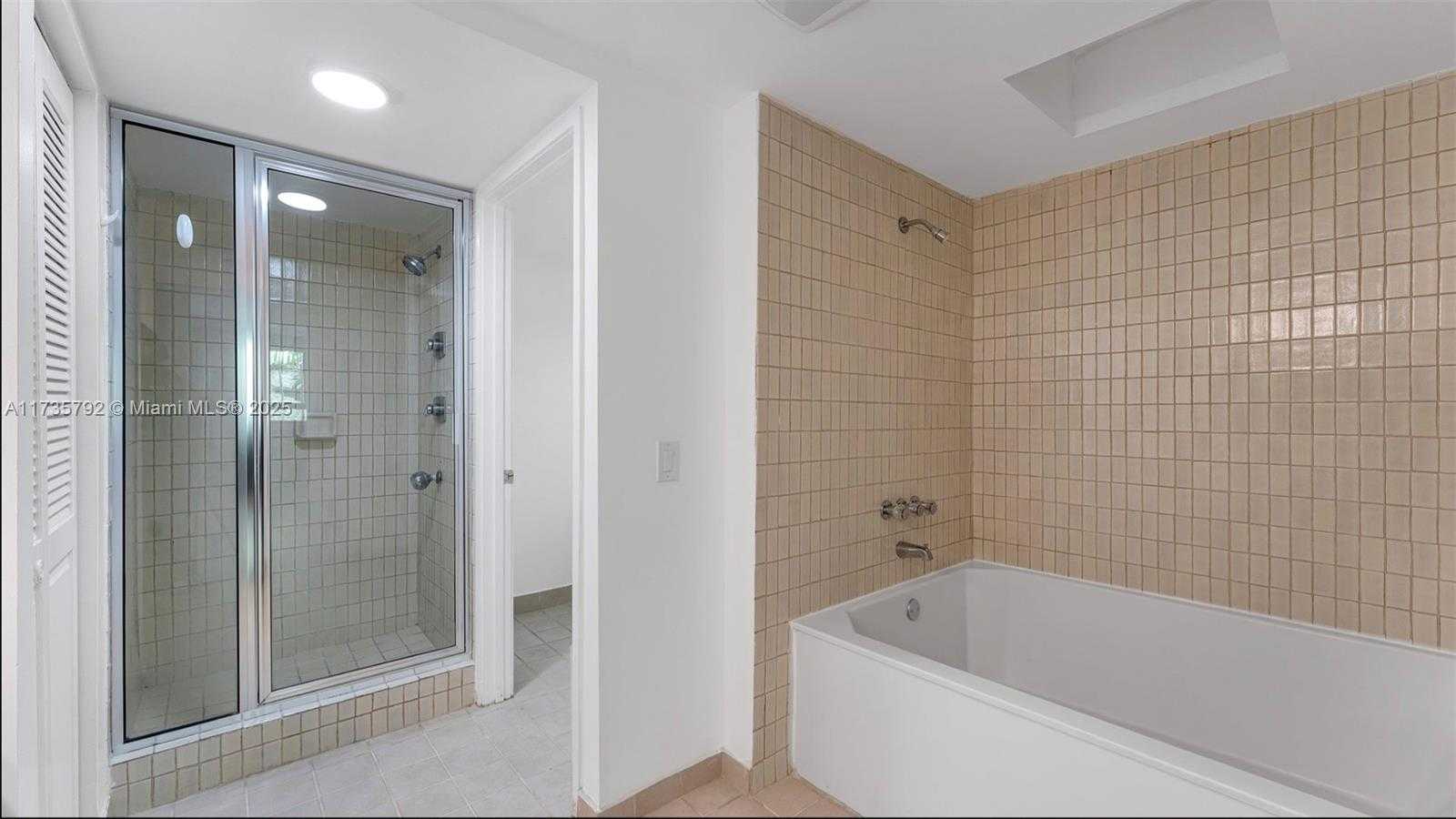 Small Image of 101 CRANDON BLVD #279, Key Biscayne Number 14