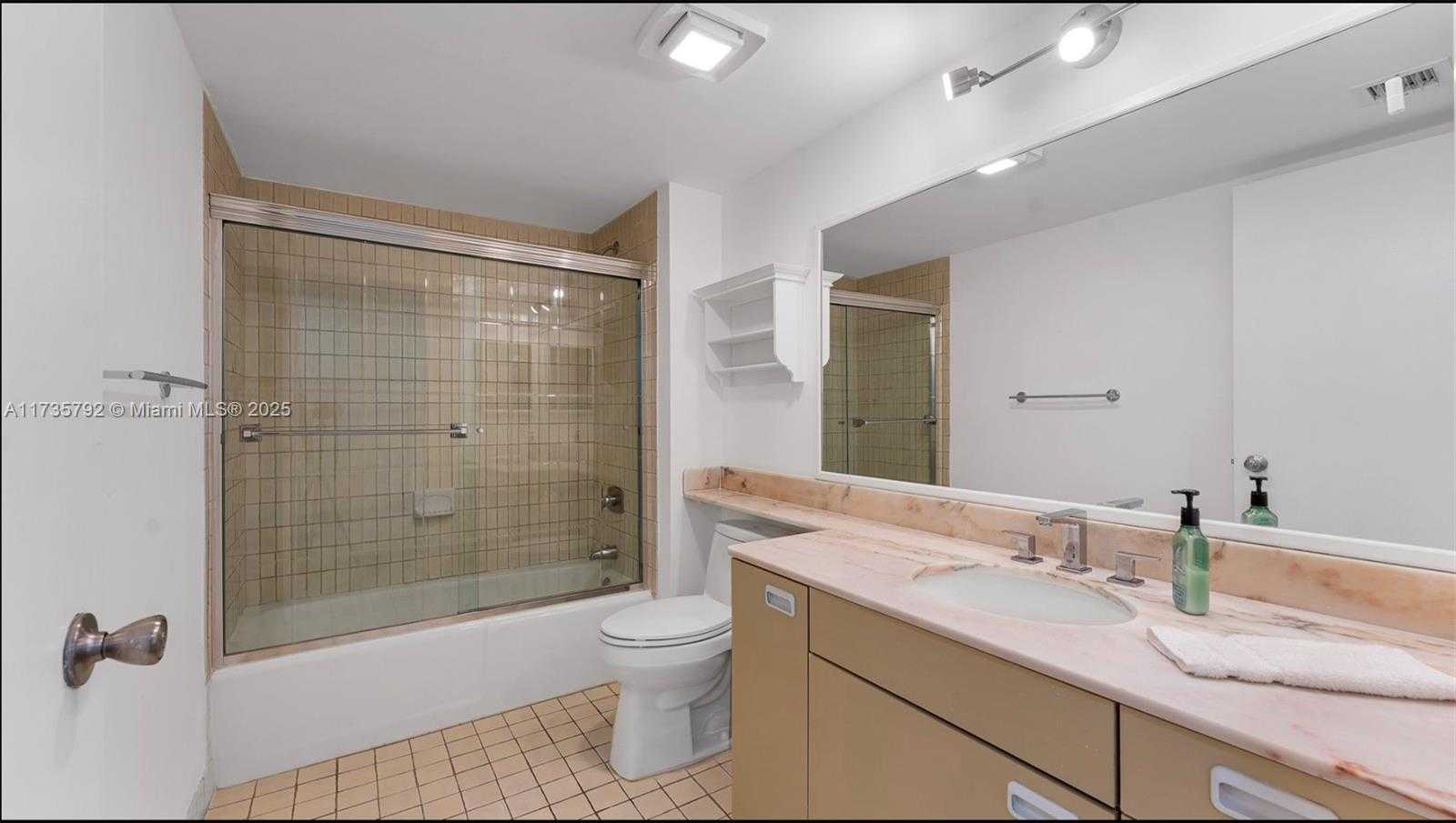 Small Image of 101 CRANDON BLVD #279, Key Biscayne Number 16