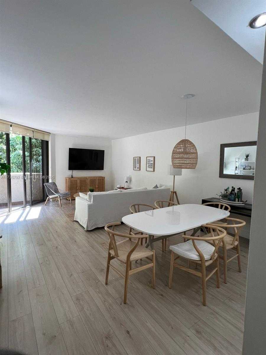Small Image of 101 CRANDON BLVD #279, Key Biscayne Number 2