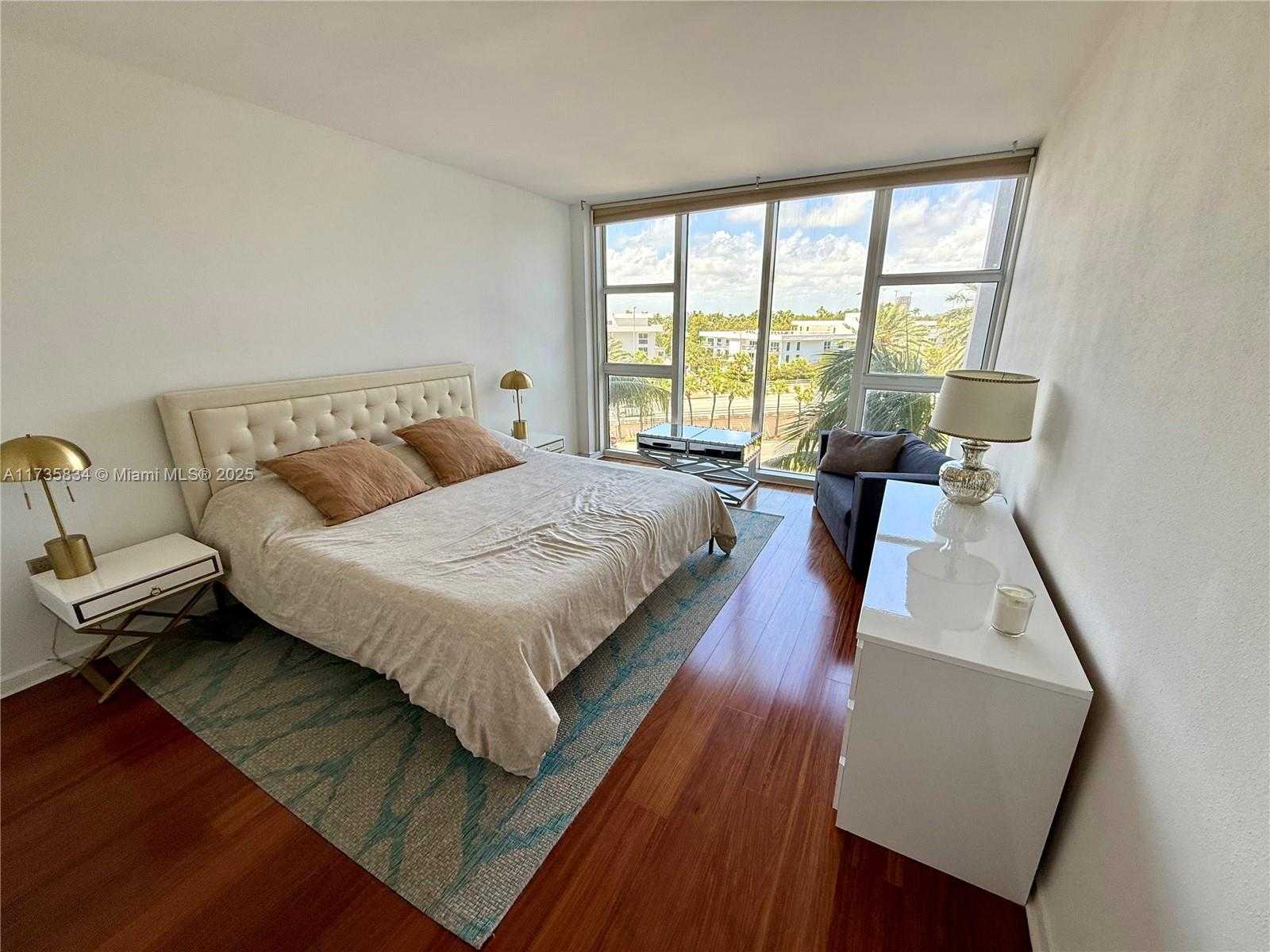 Small Image of 10275 COLLINS AVE #323, Bal Harbour Number 23