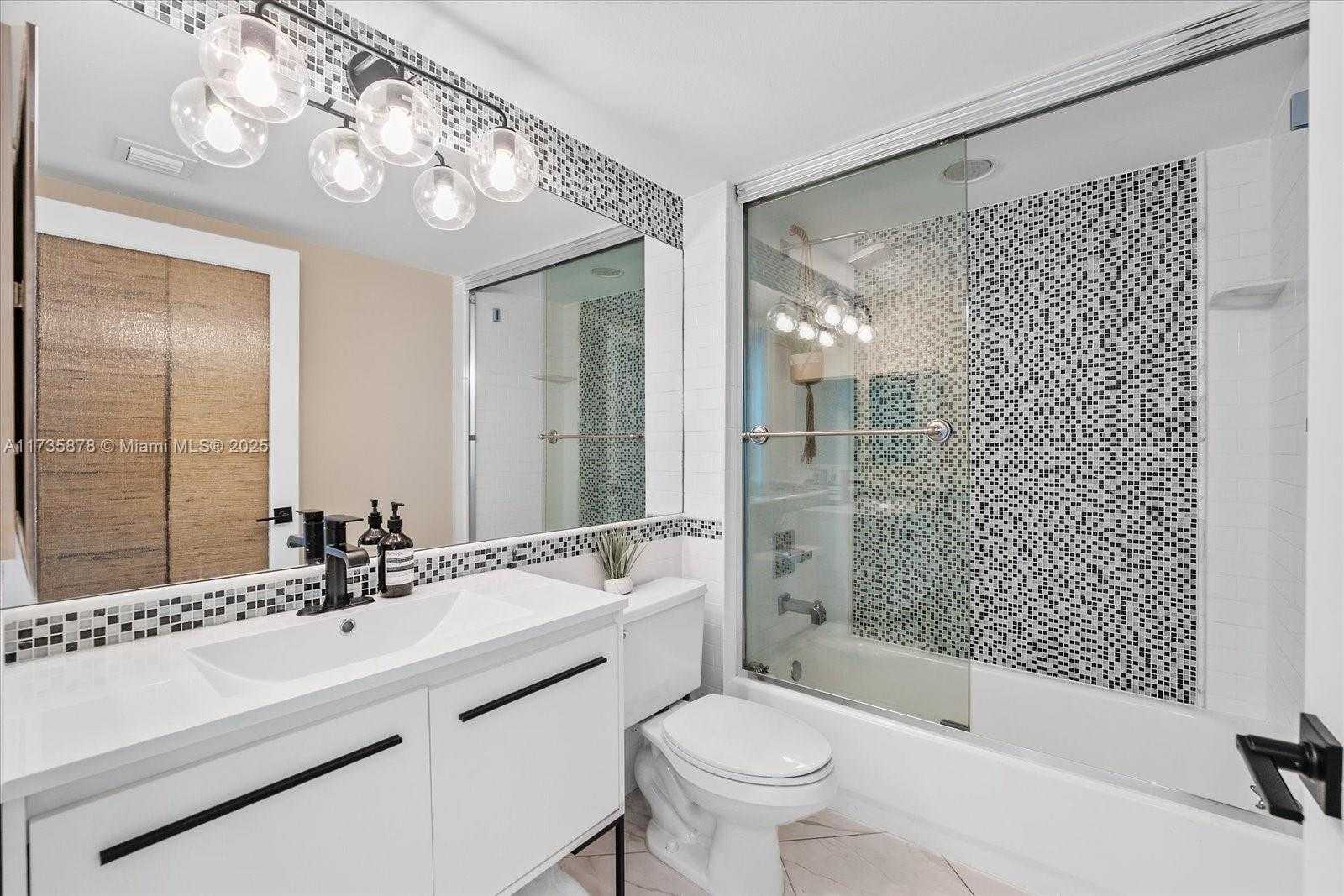 Small Image of 650 WEST AVE #1804, Miami Beach Number 18
