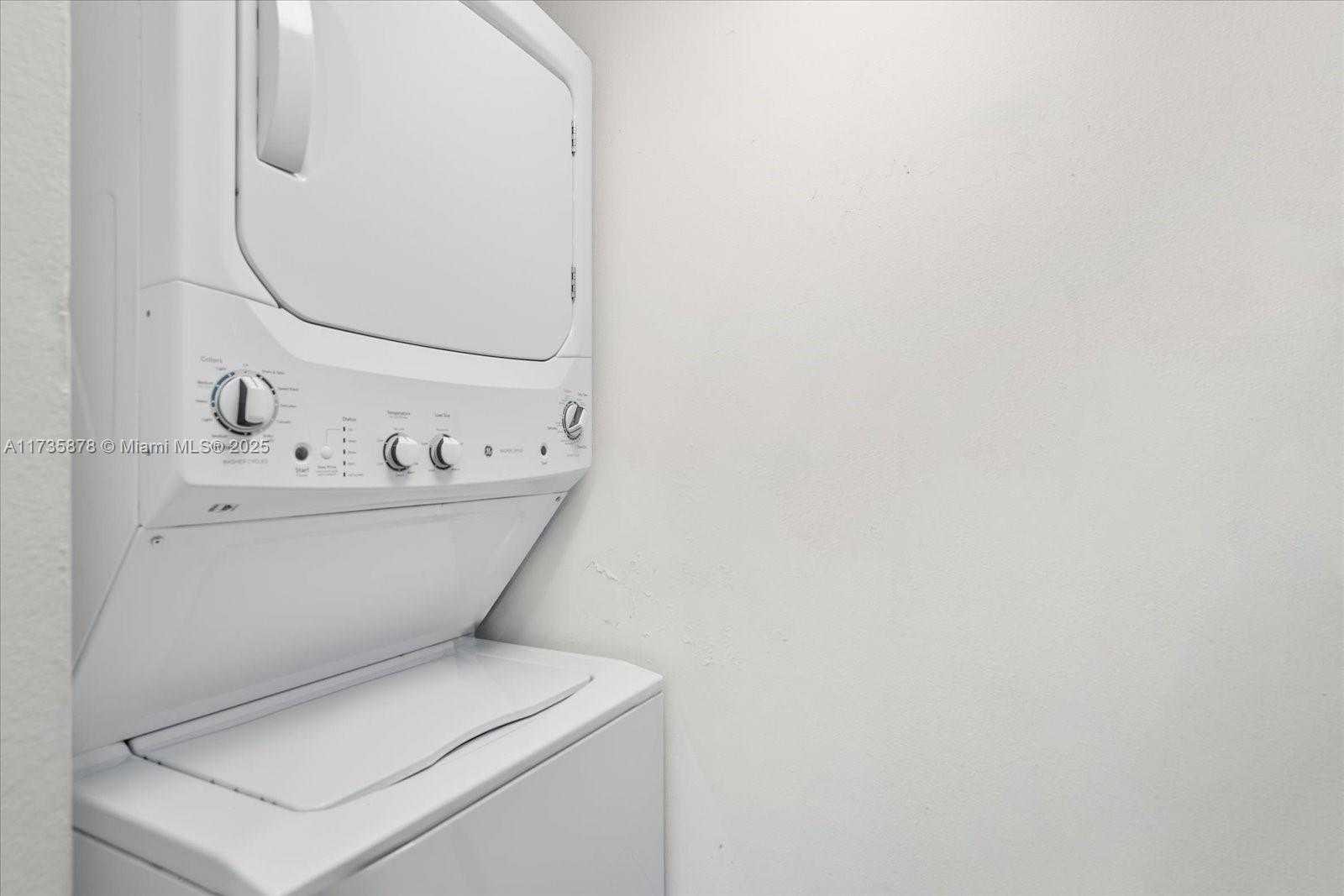 Small Image of 650 WEST AVE #1804, Miami Beach Number 20