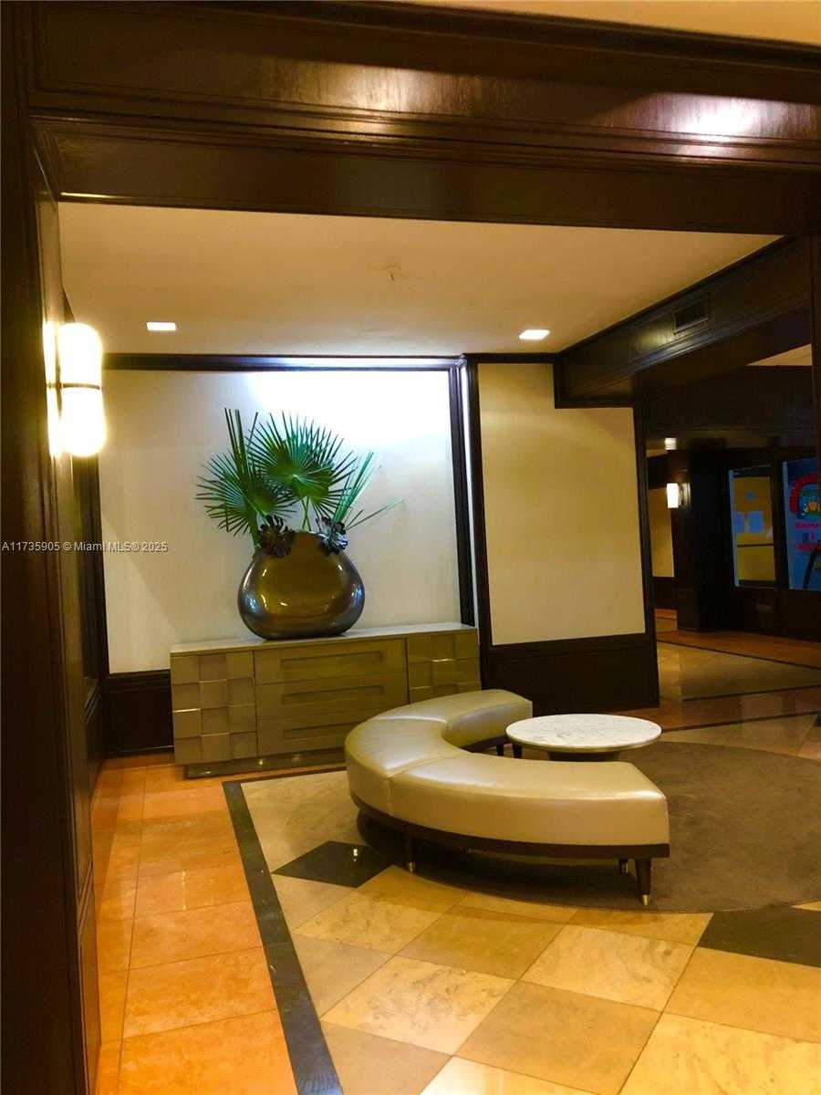 Small Image of 600 NORTH EAST 36TH ST #1502, Miami Number 21