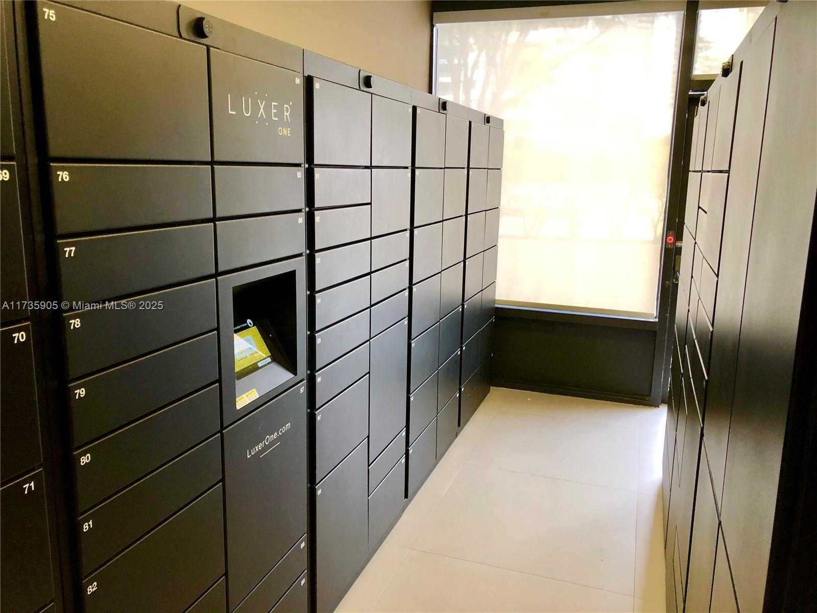 Small Image of 600 NORTH EAST 36TH ST #1502, Miami Number 26