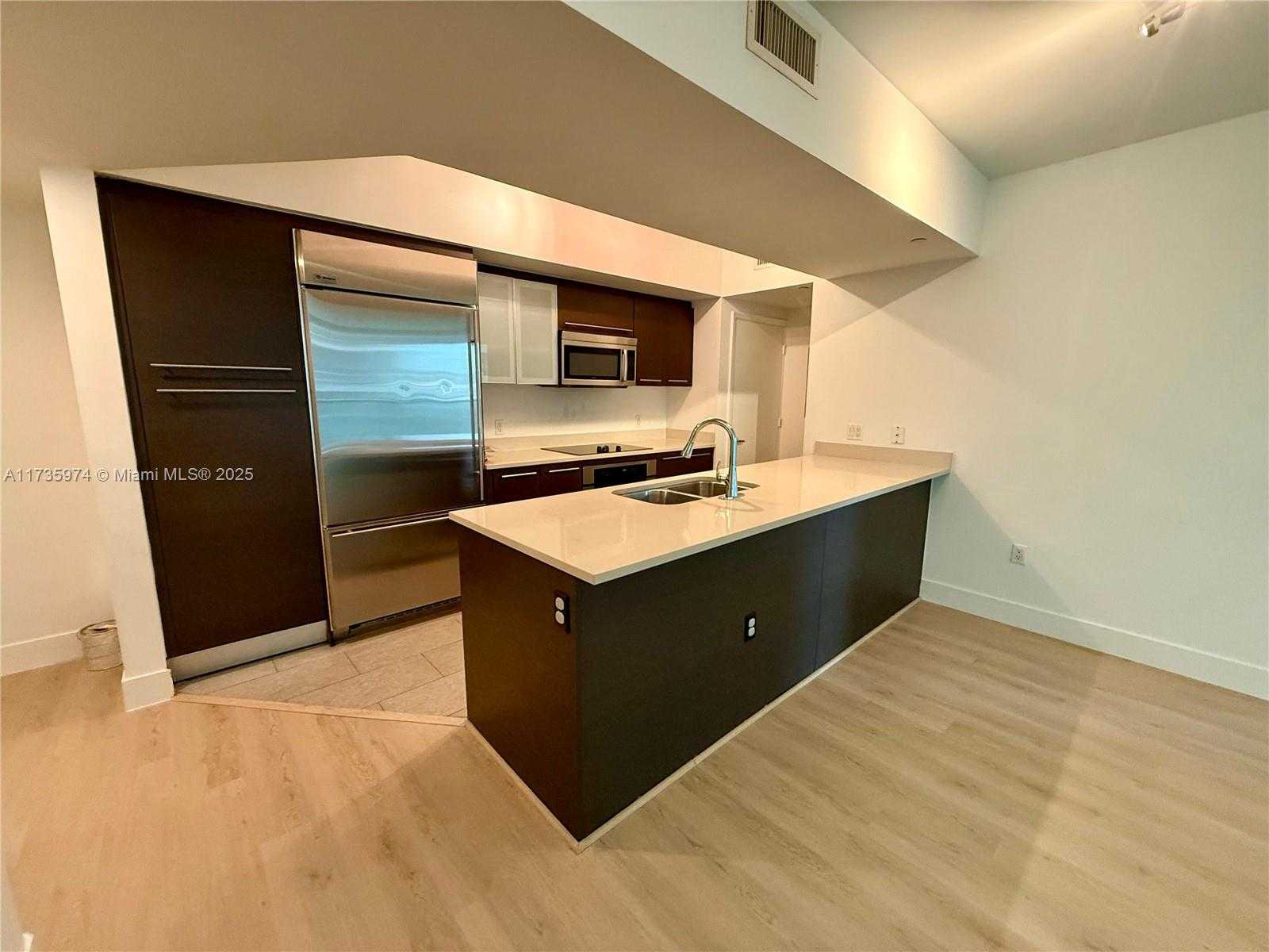 Small Image of 55 SOUTH EAST 6TH ST #1505, Miami Number 2