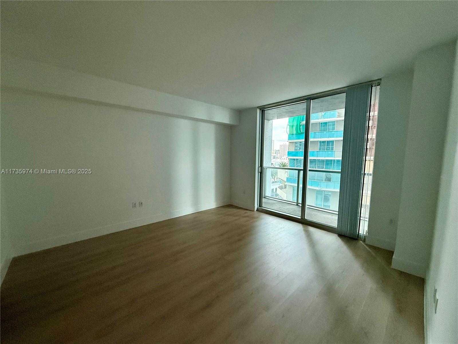Small Image of 55 SOUTH EAST 6TH ST #1505, Miami Number 5