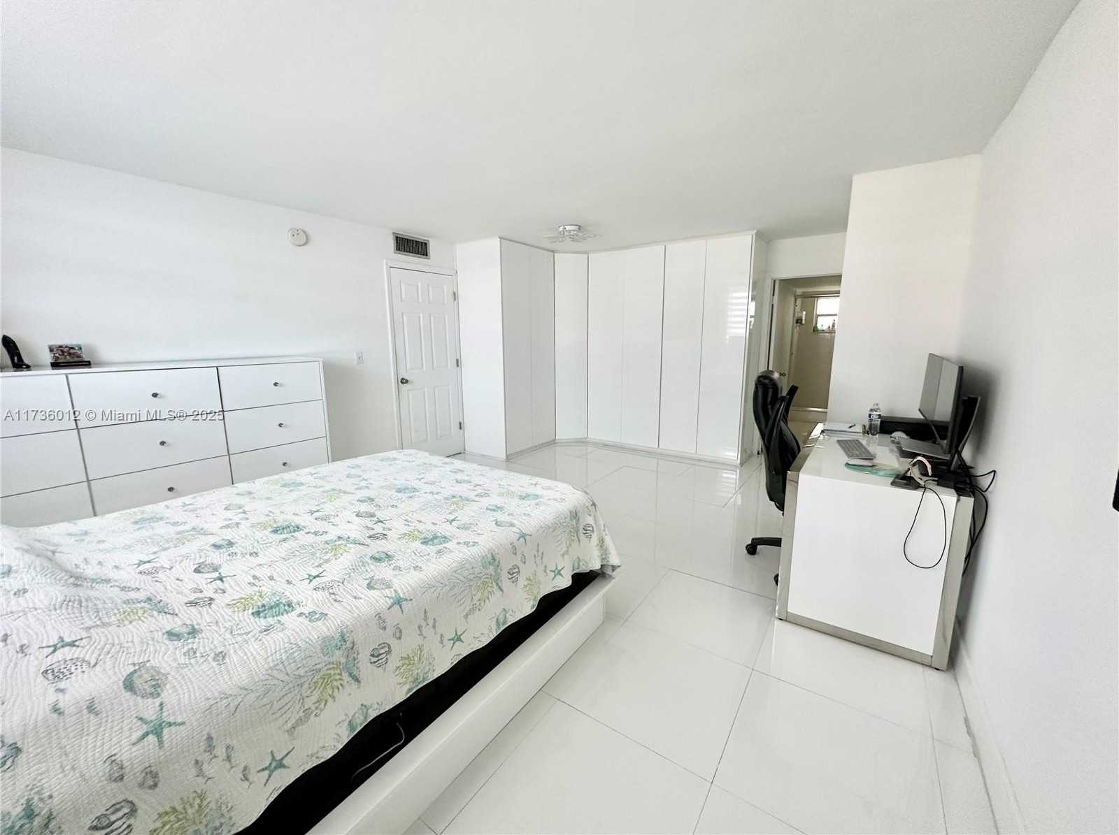 Small Image of 4000 NORTH EAST 170TH ST #605, North Miami Beach Number 47