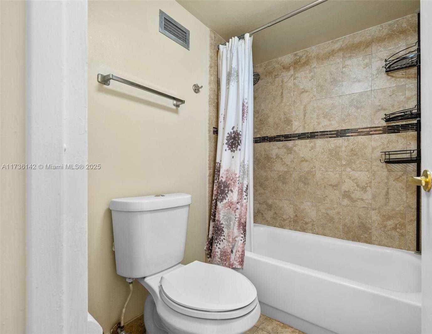 Small Image of 3725 SOUTH OCEAN DR #1110, Hollywood Number 17