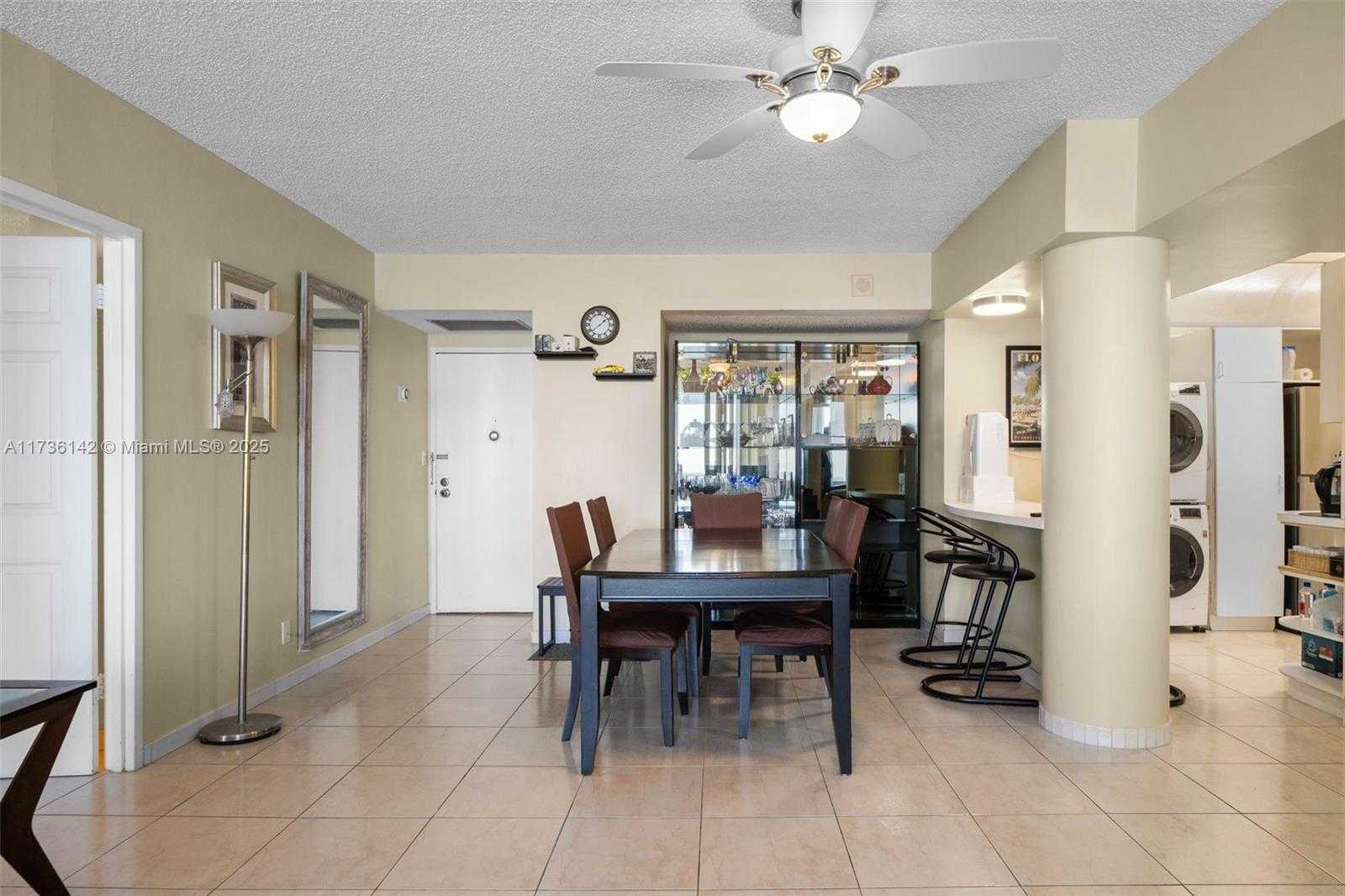 Small Image of 3725 SOUTH OCEAN DR #1110, Hollywood Number 2