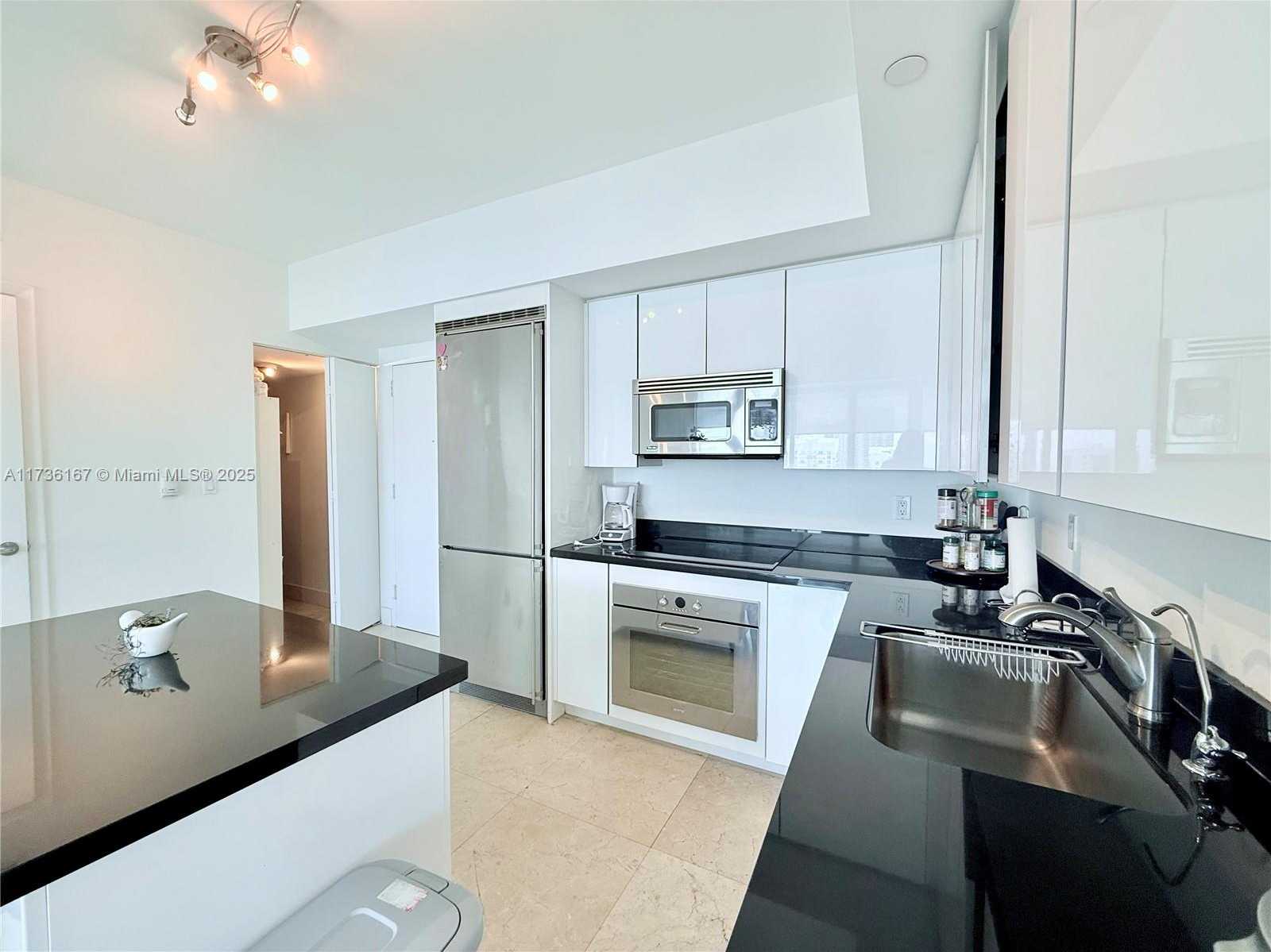 Small Image of 92 SOUTH WEST 3RD ST #4311, Miami Number 10