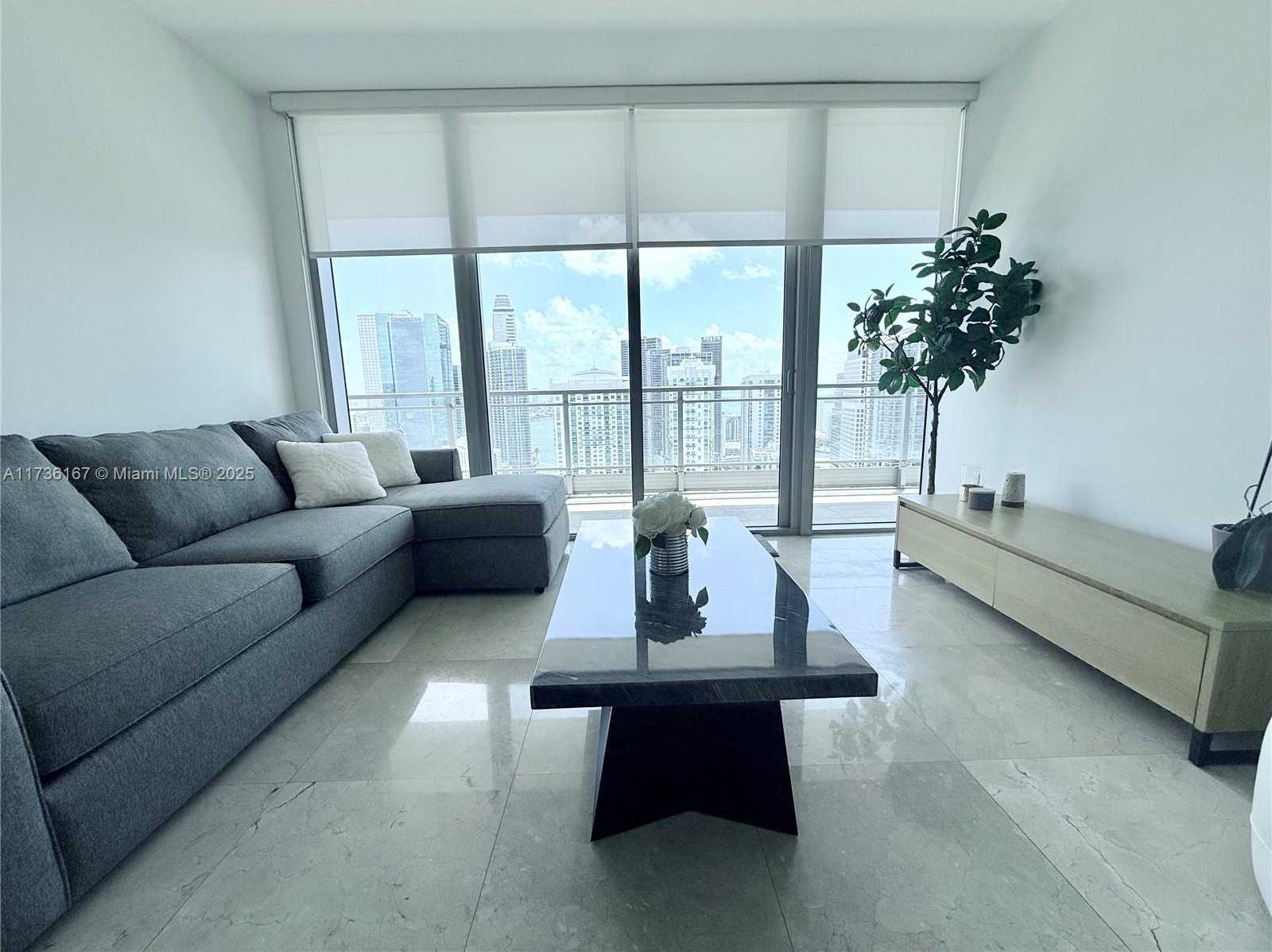 Small Image of 92 SOUTH WEST 3RD ST #4311, Miami Number 16