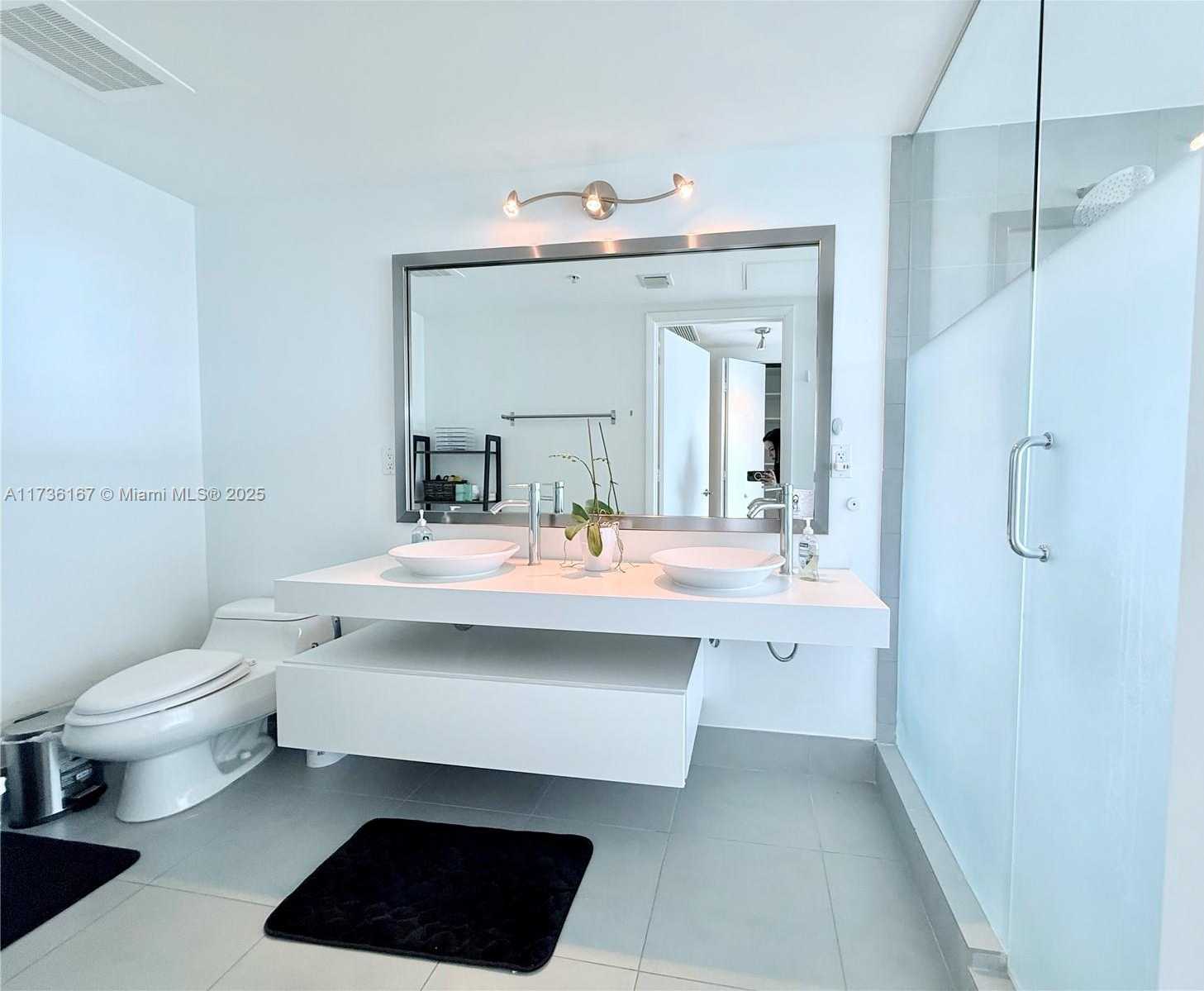 Small Image of 92 SOUTH WEST 3RD ST #4311, Miami Number 29