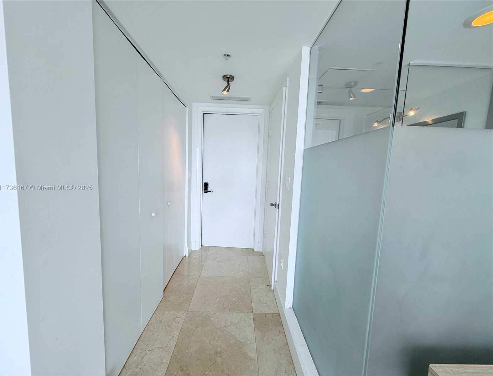Small Image of 92 SOUTH WEST 3RD ST #4311, Miami Number 32