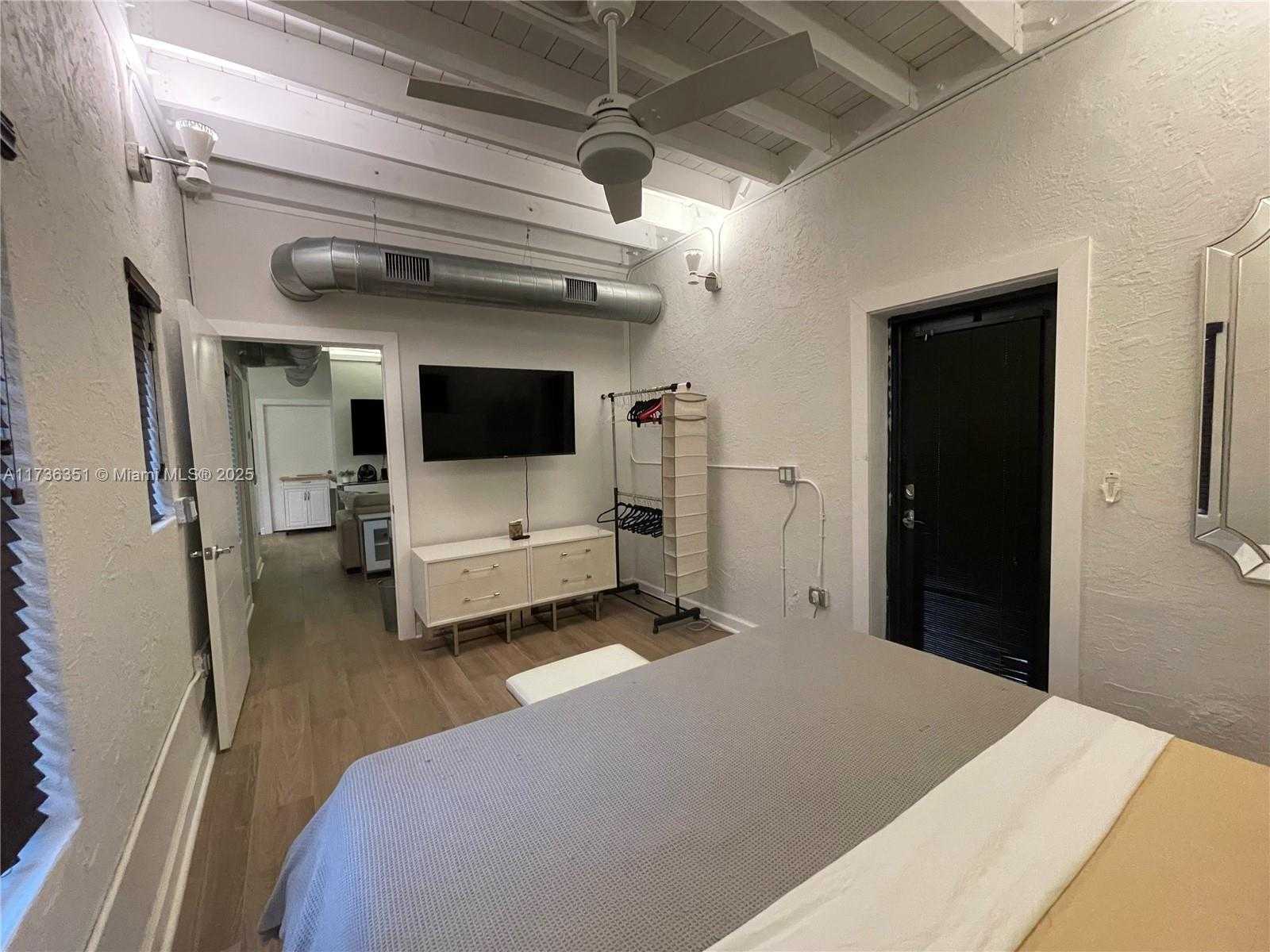 Small Image of 1301 MILAN AVE #5, Coral Gables Number 10