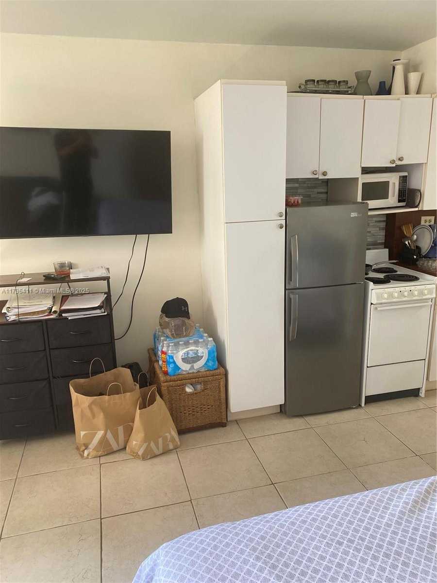 Small Image of 19201 EAST COLLINS AVE #442, Sunny Isles Beach Number 14