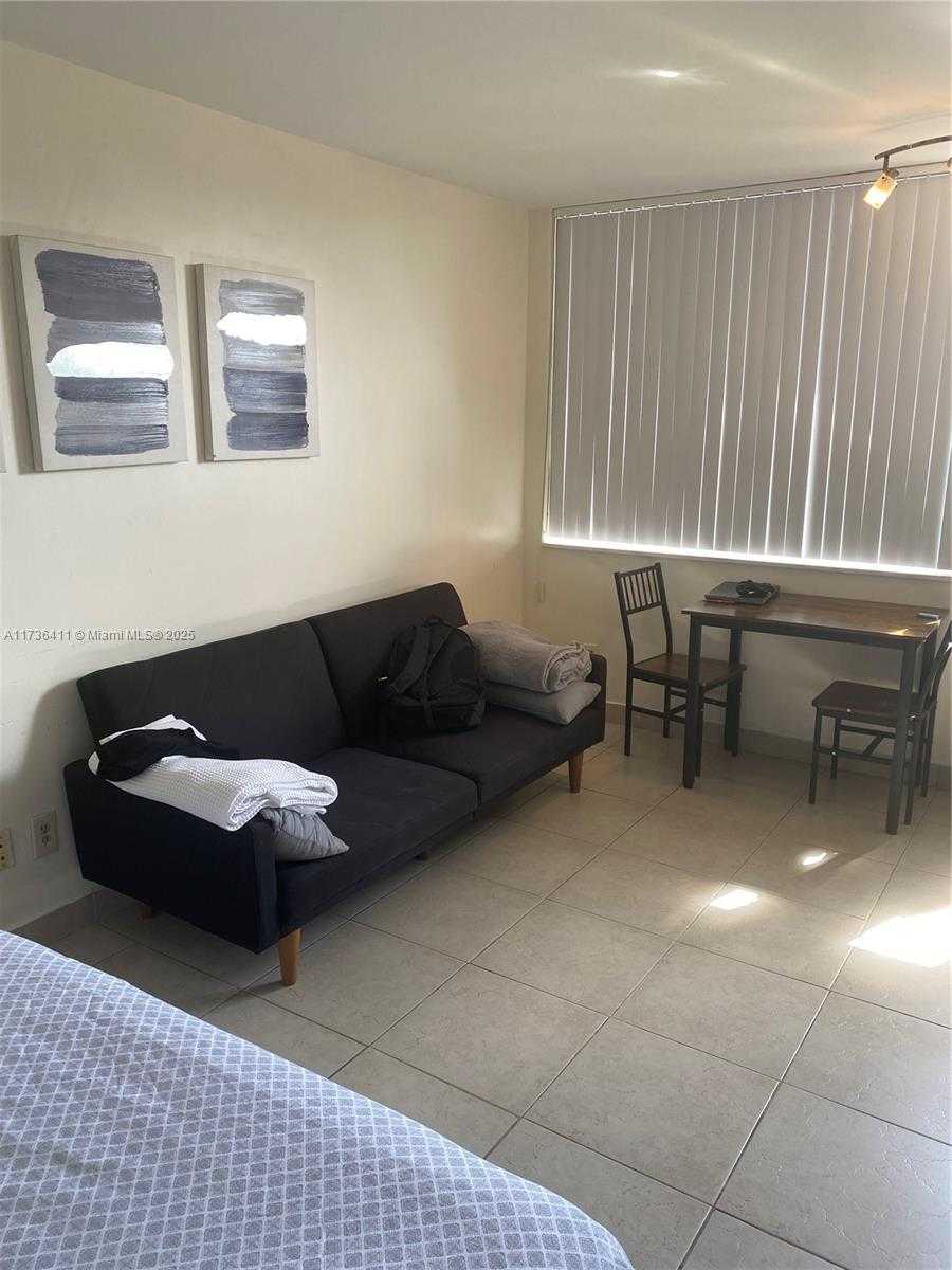 Small Image of 19201 EAST COLLINS AVE #442, Sunny Isles Beach Number 15