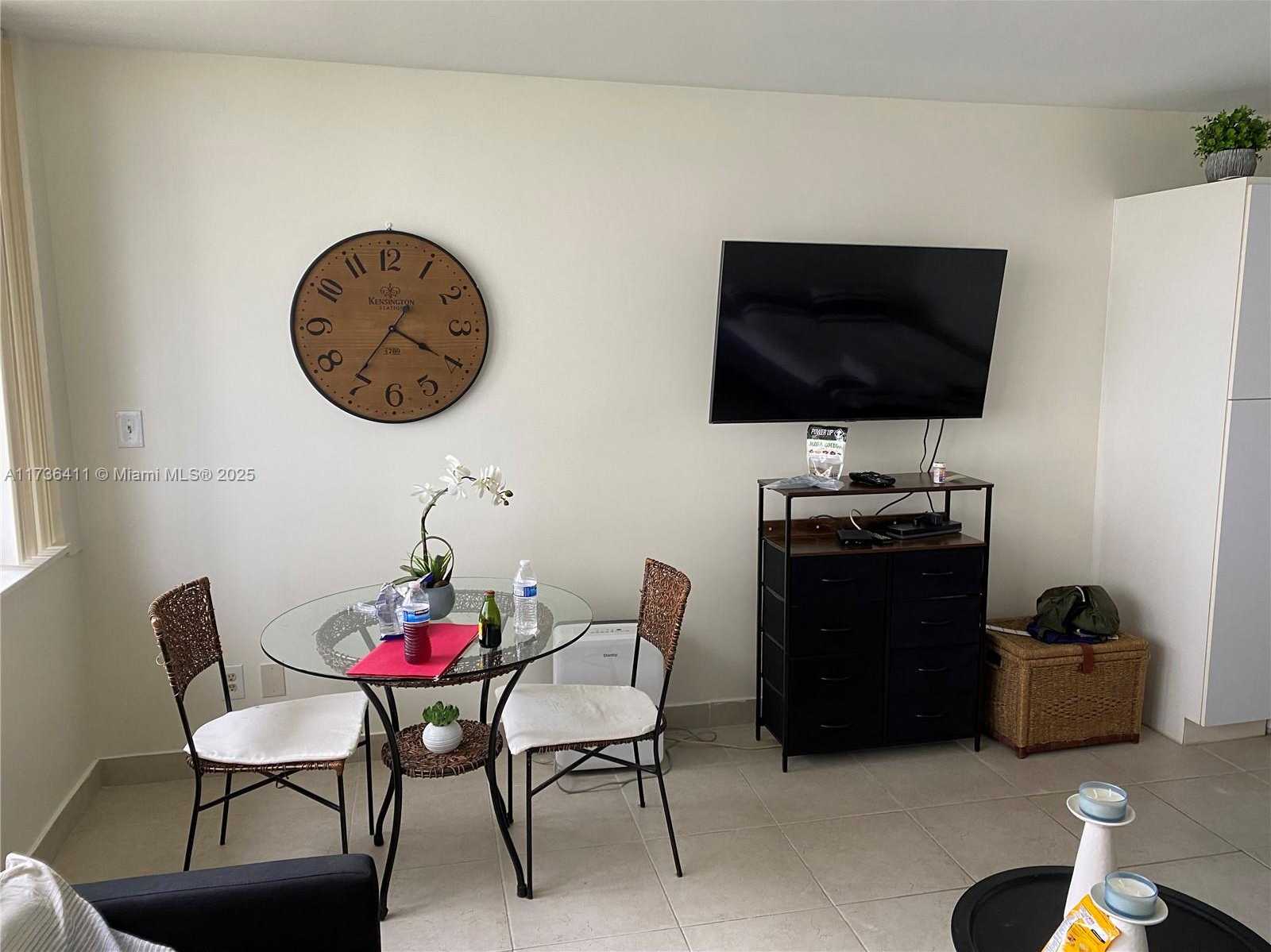 Small Image of 19201 EAST COLLINS AVE #442, Sunny Isles Beach Number 3