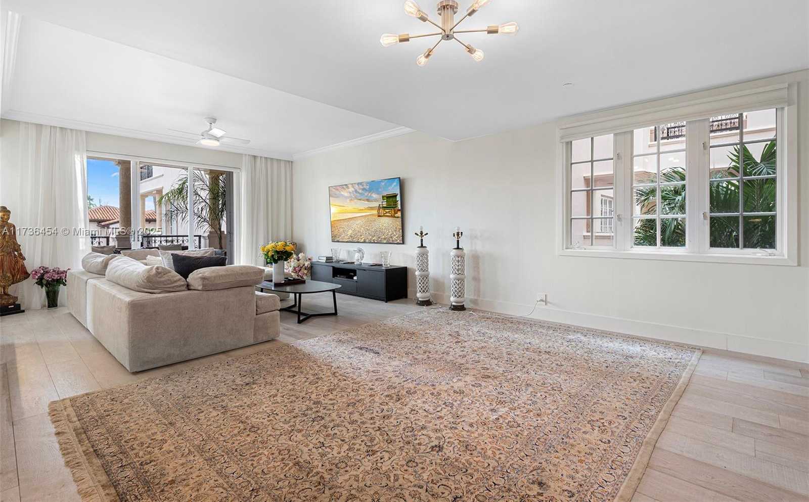 Small Image of 19122 FISHER ISLAND DR #19122, Miami Beach Number 14