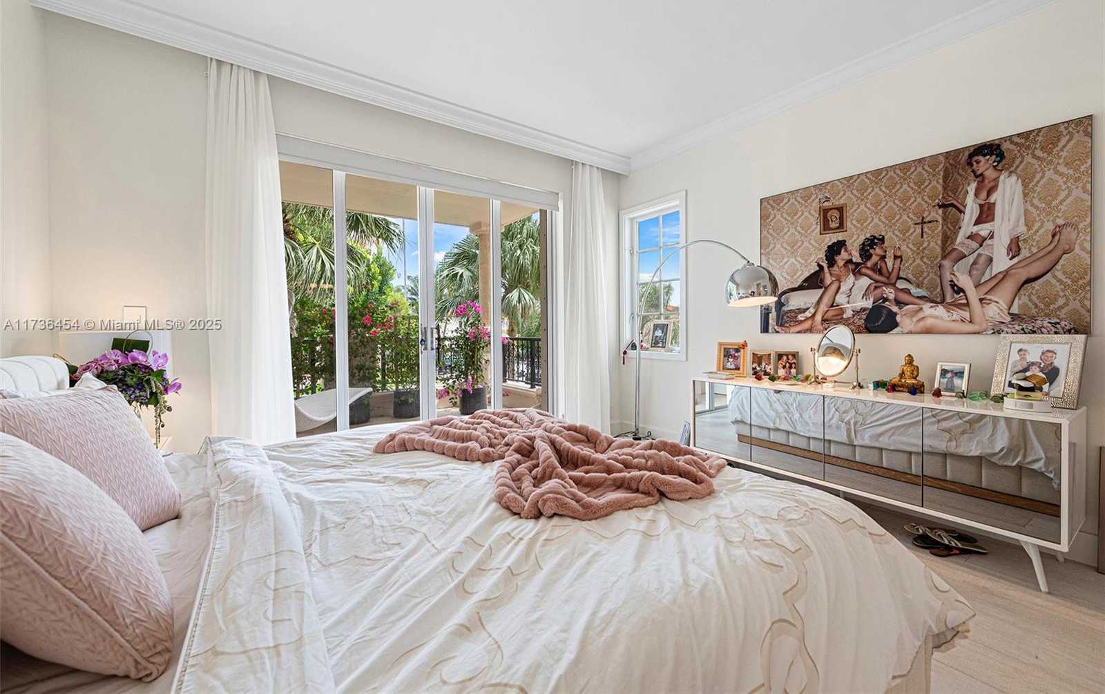 Small Image of 19122 FISHER ISLAND DR #19122, Miami Beach Number 18