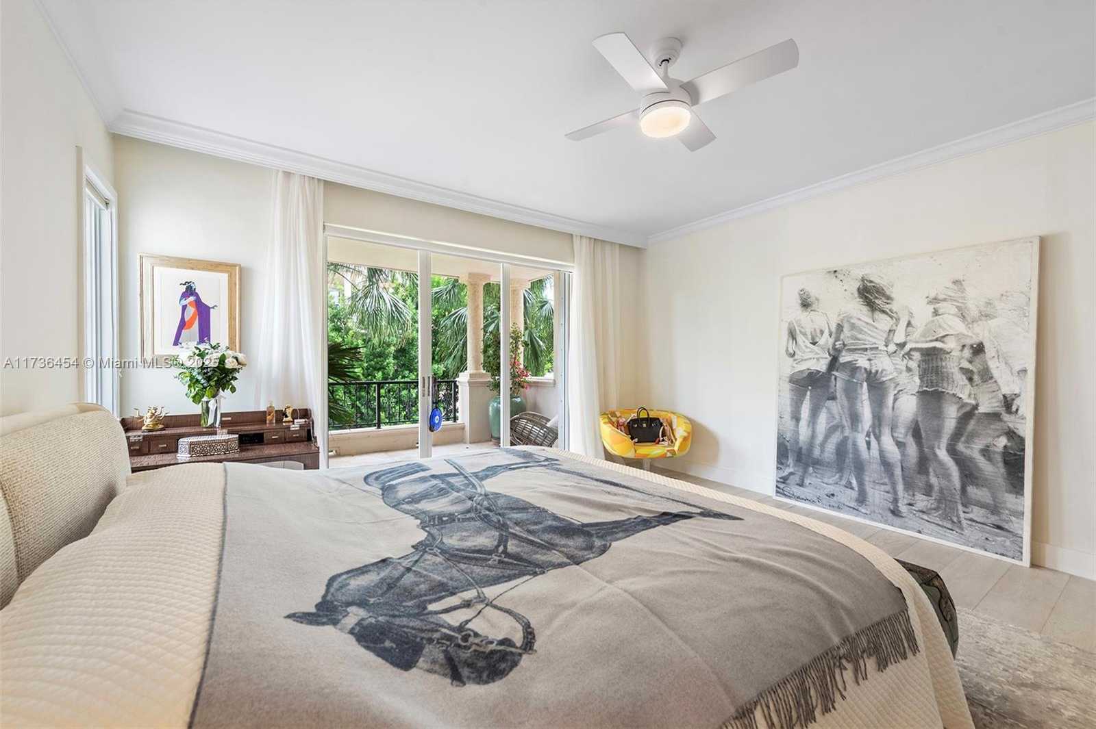Small Image of 19122 FISHER ISLAND DR #19122, Miami Beach Number 32