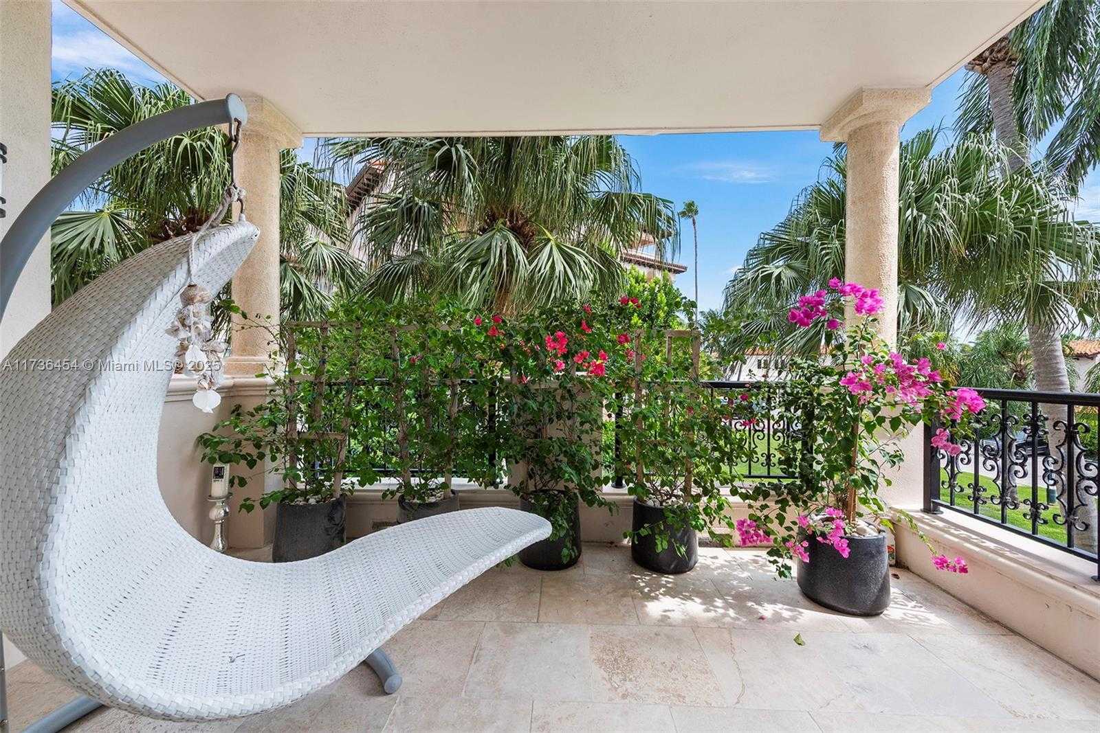 Small Image of 19122 FISHER ISLAND DR #19122, Miami Beach Number 41