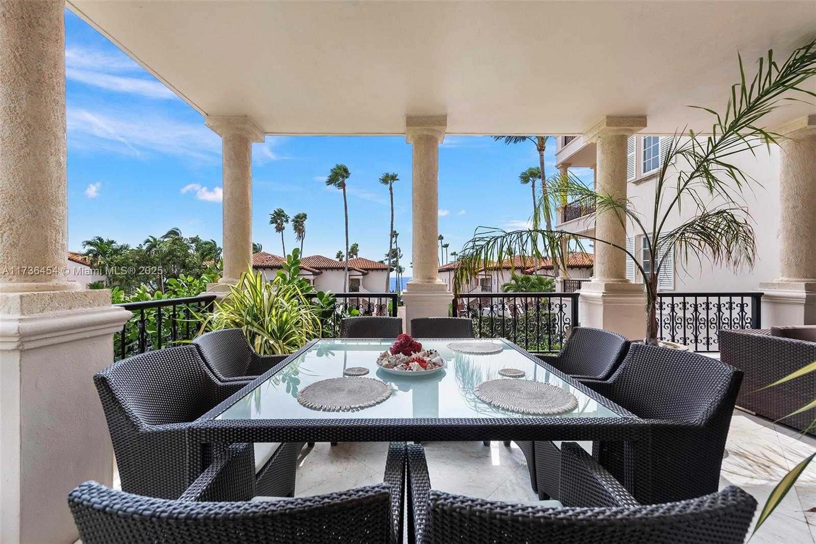Small Image of 19122 FISHER ISLAND DR #19122, Miami Beach Number 43