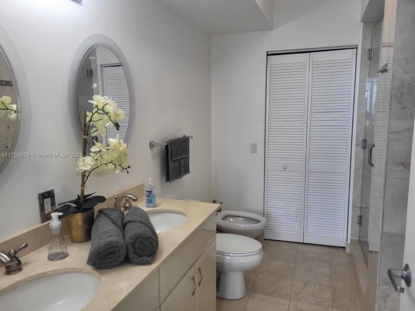 Small Image of 6365 COLLINS AVE #2511, Miami Beach Number 11