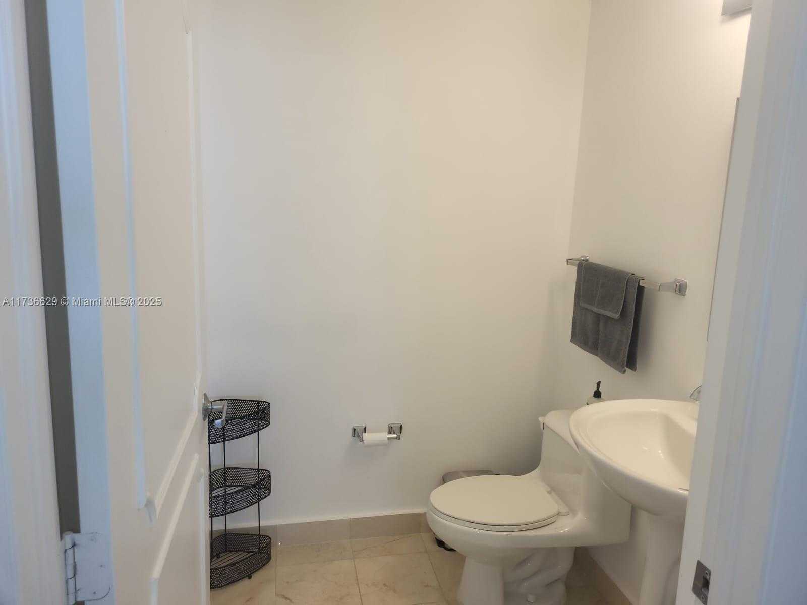 Small Image of 6365 COLLINS AVE #2511, Miami Beach Number 6