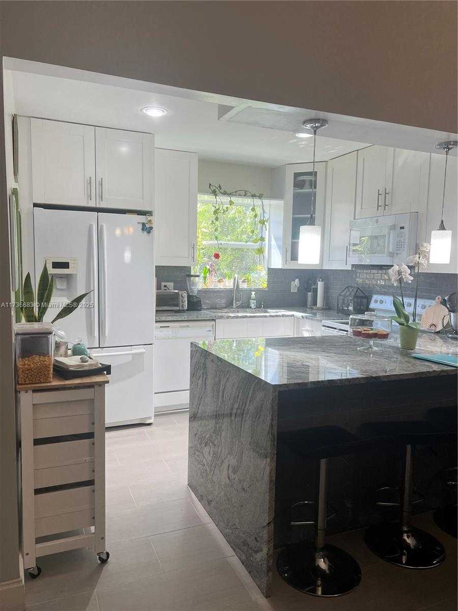 Imagen de Pequeño Objeto