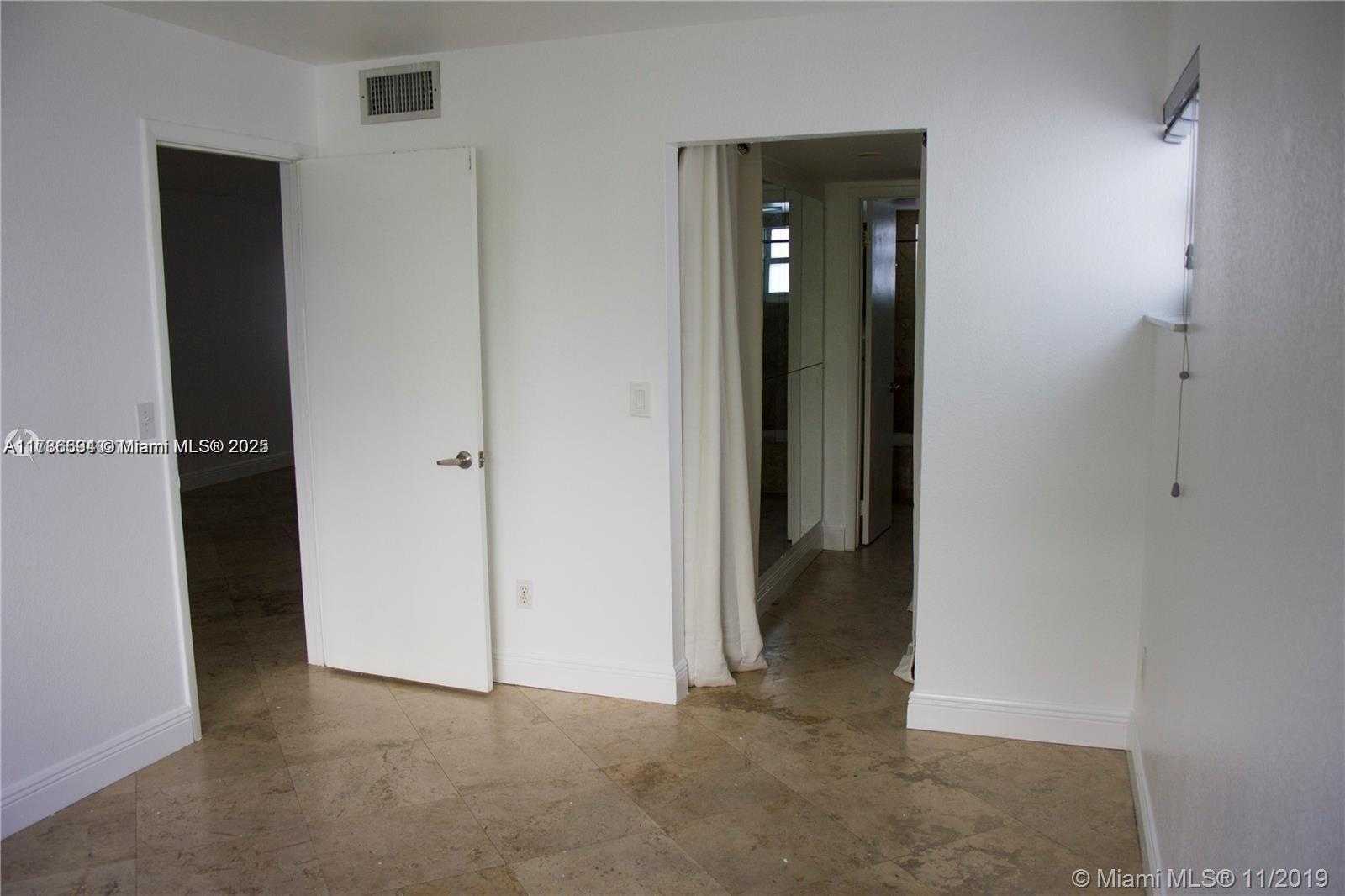 Small Image of 1610 LENOX AVE #410, Miami Beach Number 11