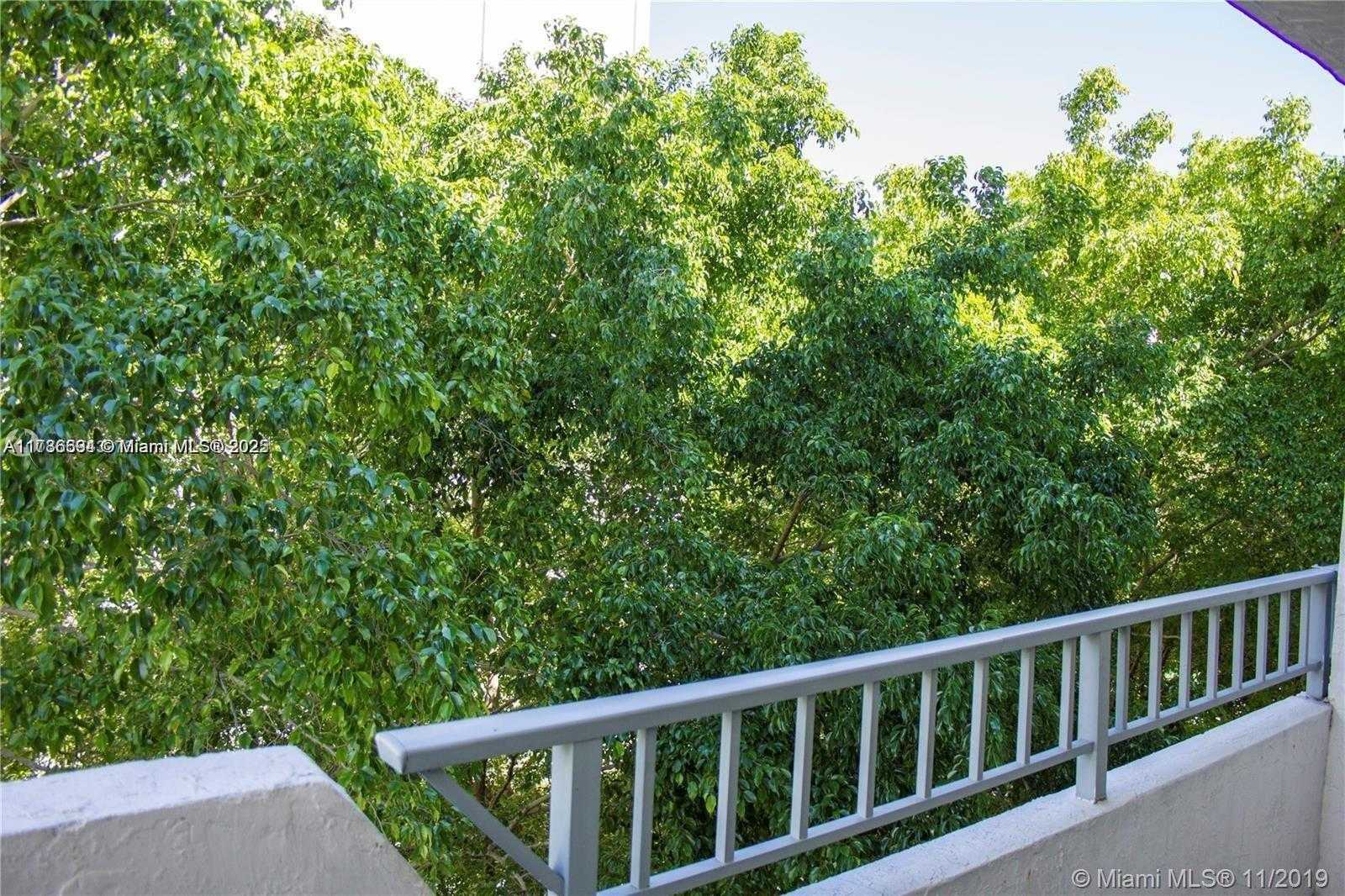 Small Image of 1610 LENOX AVE #410, Miami Beach Number 14