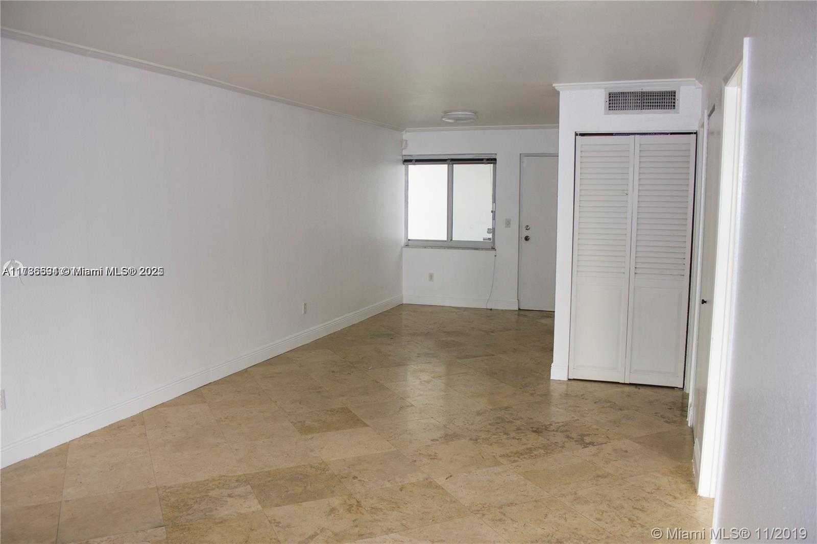 Small Image of 1610 LENOX AVE #410, Miami Beach Number 8