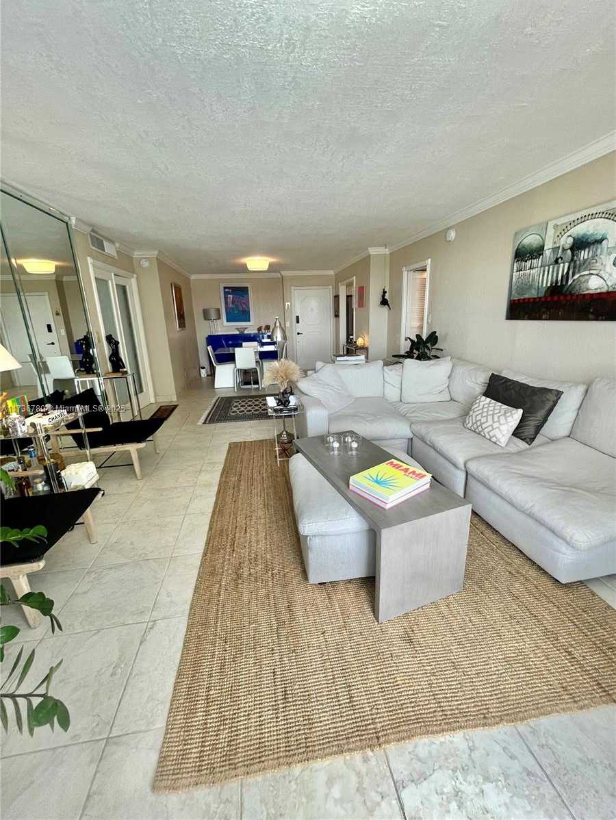Small Image of 2030 #608, Hallandale Beach Number 16
