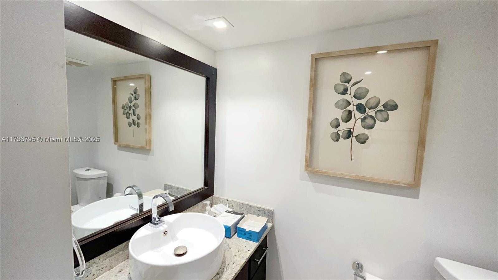 Small Image of 1717 NORTH BAYSHORE DR #A-1951, Miami Number 17