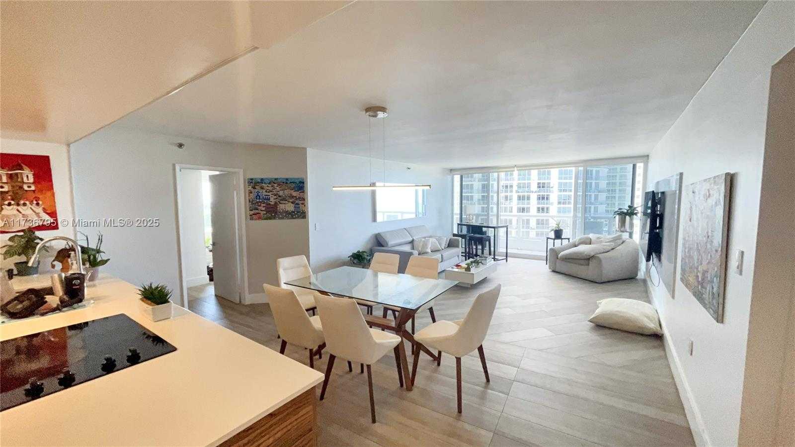 Small Image of 1717 NORTH BAYSHORE DR #A-1951, Miami Number 2