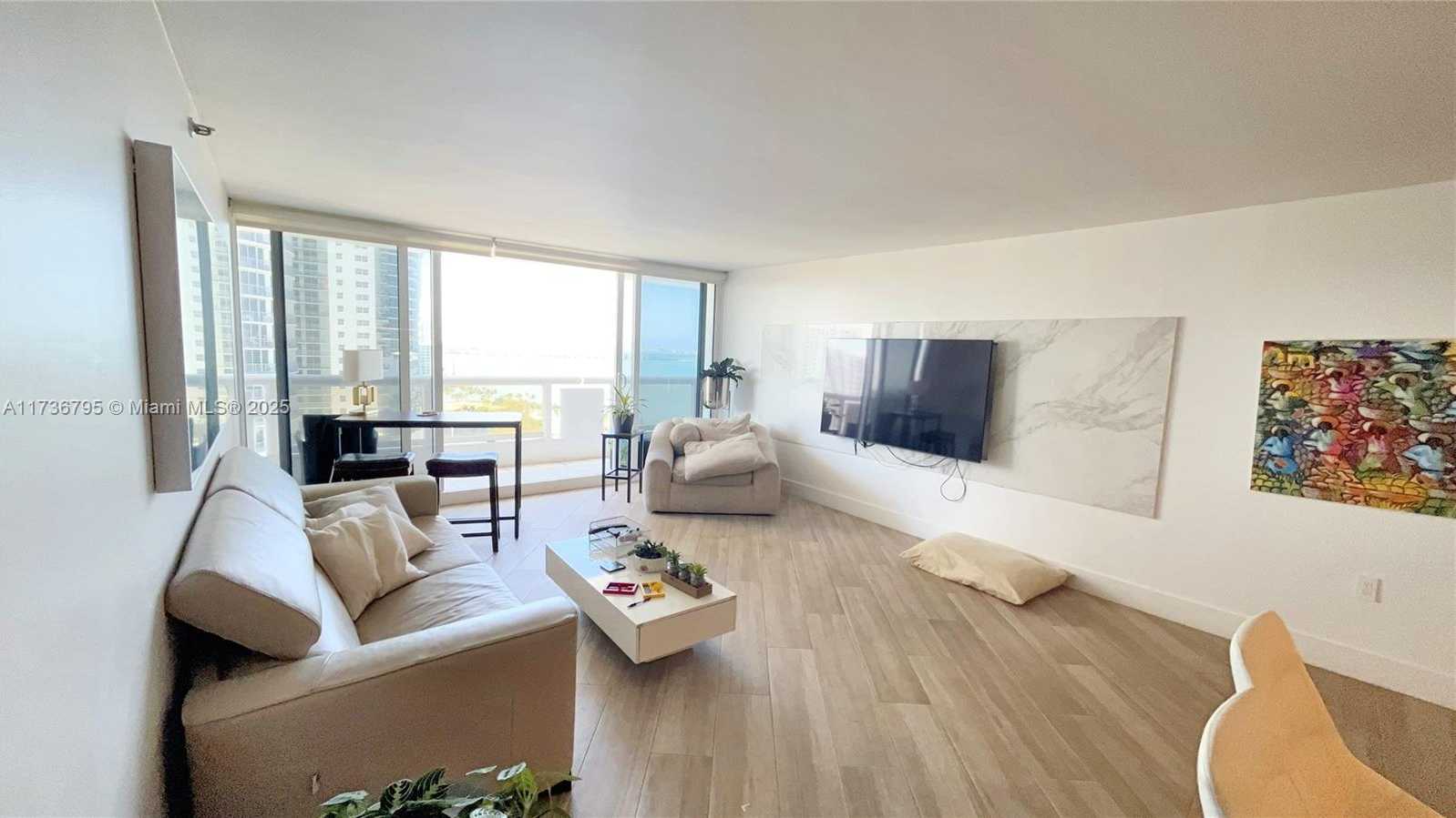 Small Image of 1717 NORTH BAYSHORE DR #A-1951, Miami Number 4