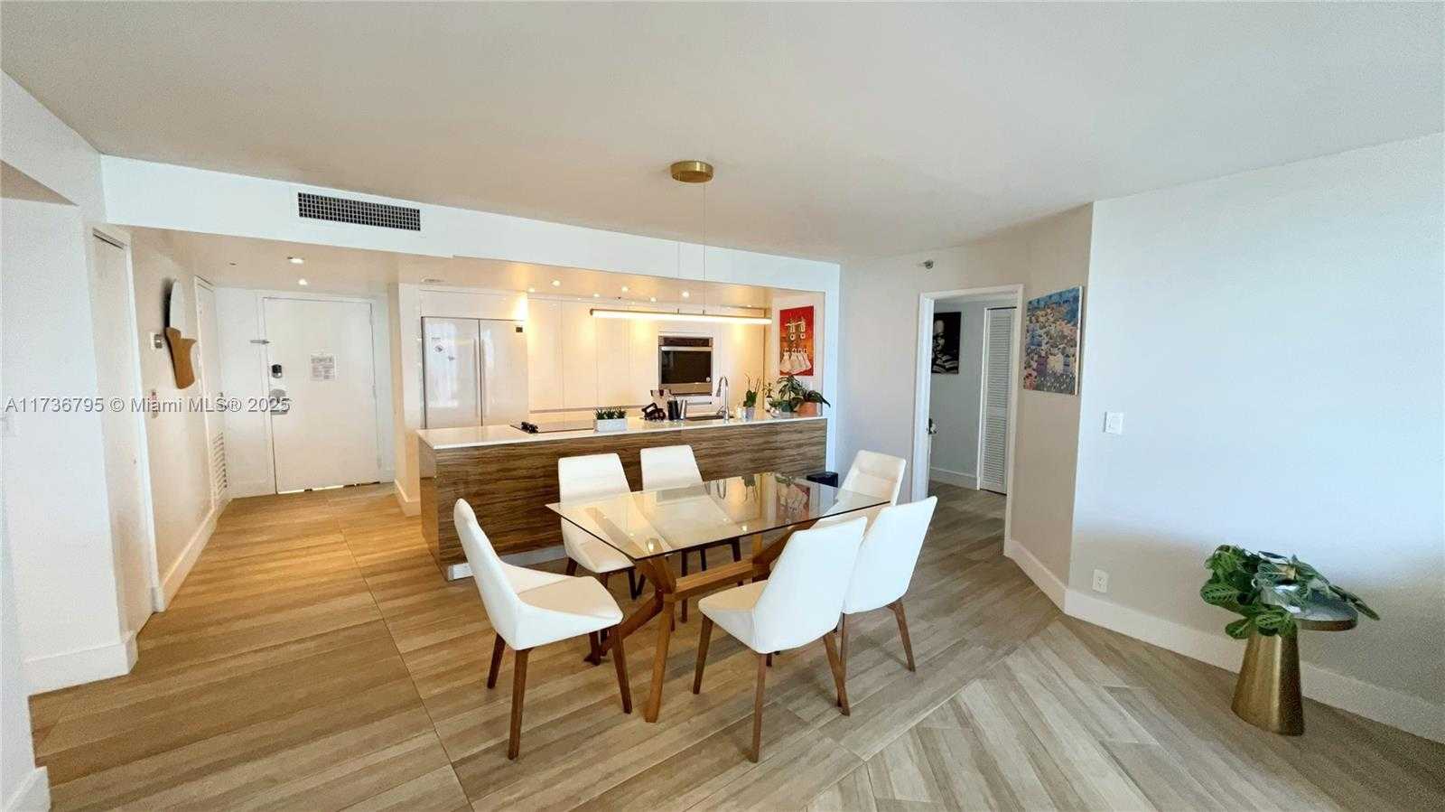 Small Image of 1717 NORTH BAYSHORE DR #A-1951, Miami Number 5