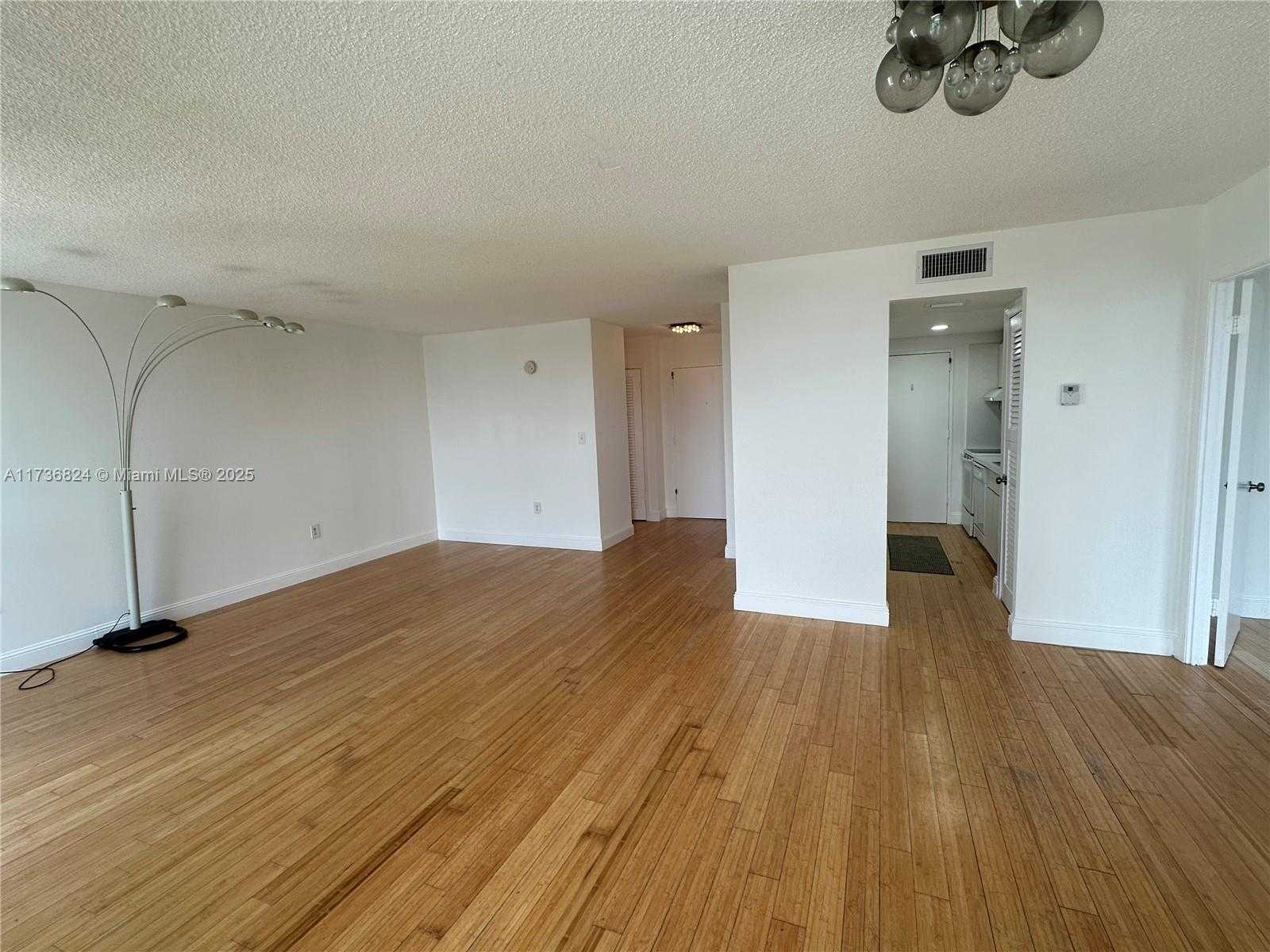 Small Image of 9800 WEST BAY HARBOR DR #412, Bay Harbor Islands Number 12