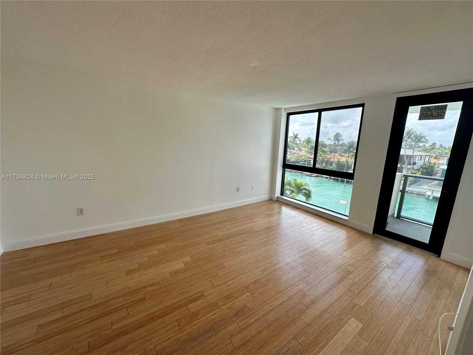Small Image of 9800 WEST BAY HARBOR DR #412, Bay Harbor Islands Number 14