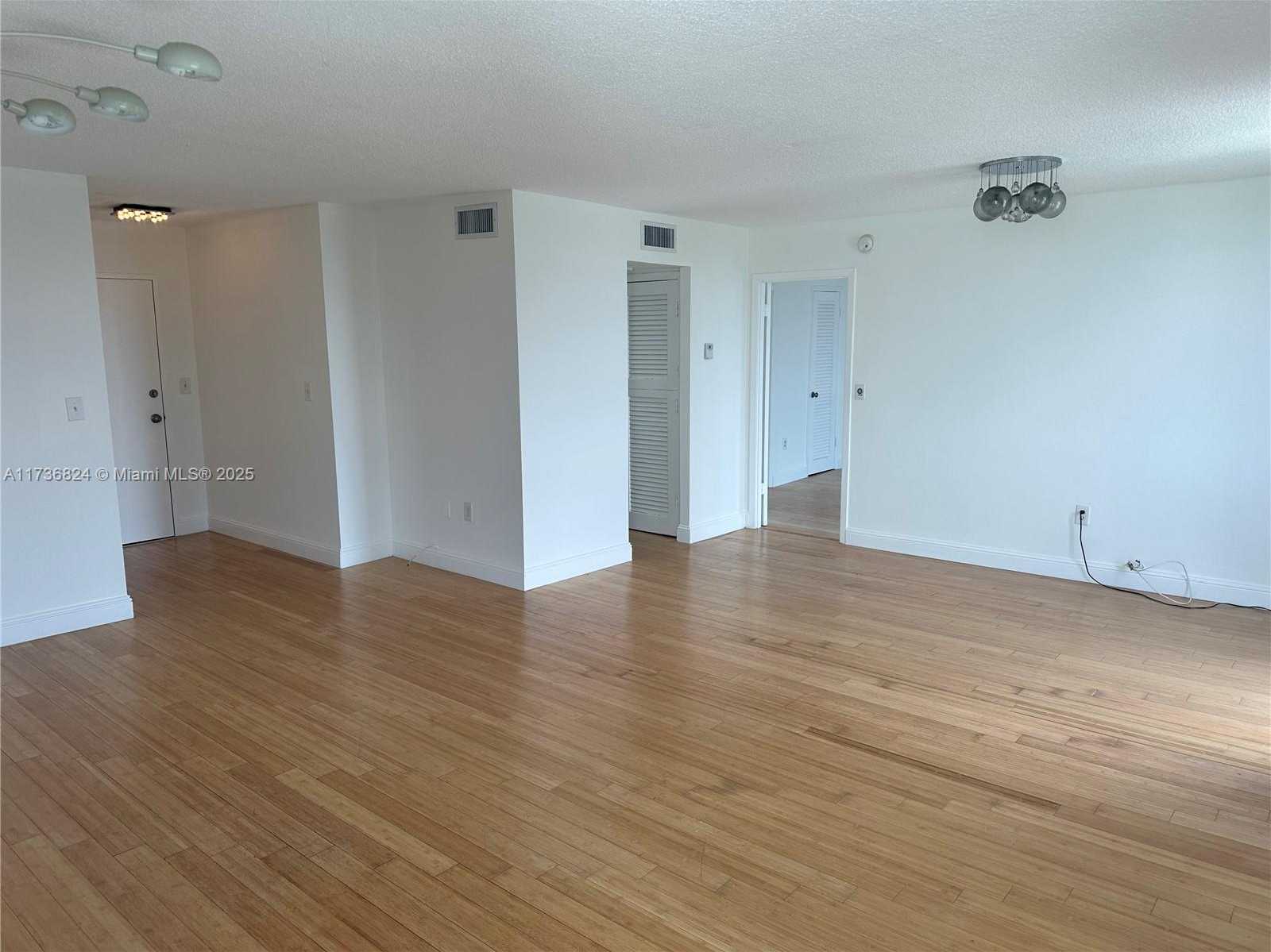 Small Image of 9800 WEST BAY HARBOR DR #412, Bay Harbor Islands Number 17