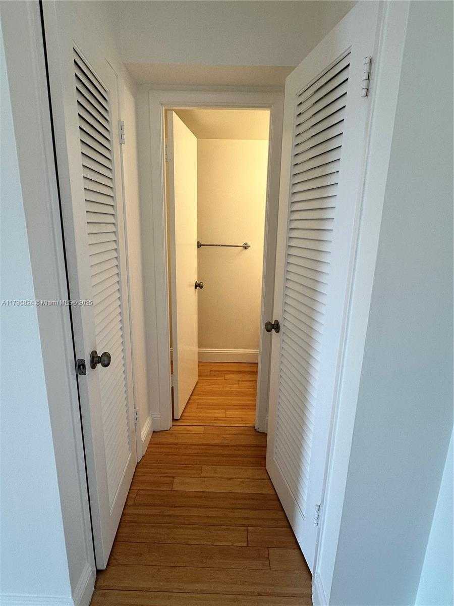 Small Image of 9800 WEST BAY HARBOR DR #412, Bay Harbor Islands Number 7