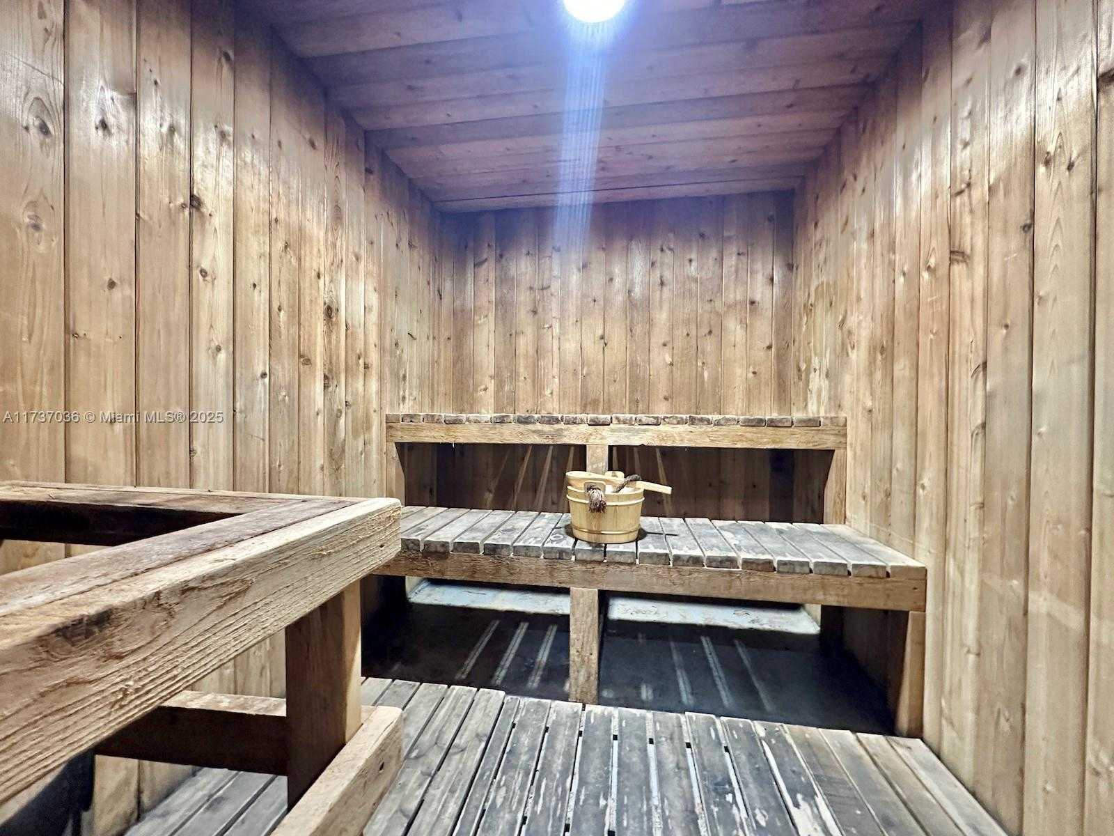 Imagen de Pequeño Objeto