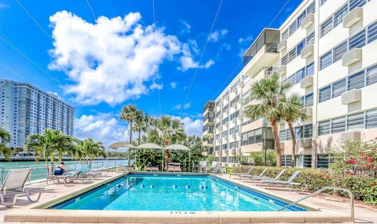 Small Image of 220 KINGS POINT DR #106, Sunny Isles Beach Number 5