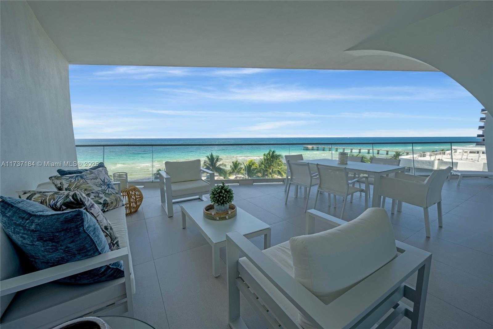 Small Image of 16901 COLLINS AVE #602, Sunny Isles Beach Number 4
