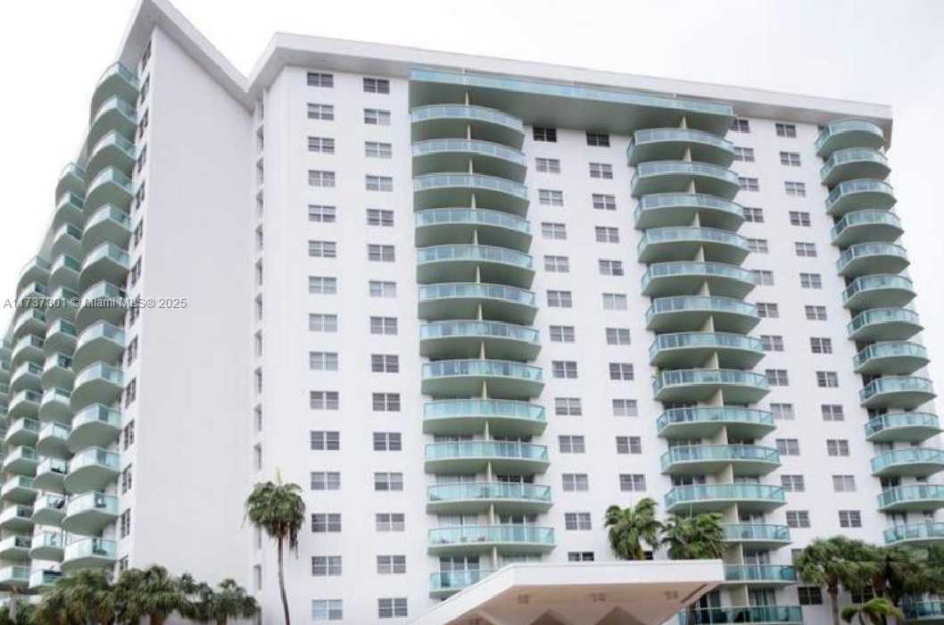 Small Image of 19380 COLLINS AVE #325, Sunny Isles Beach Number 18